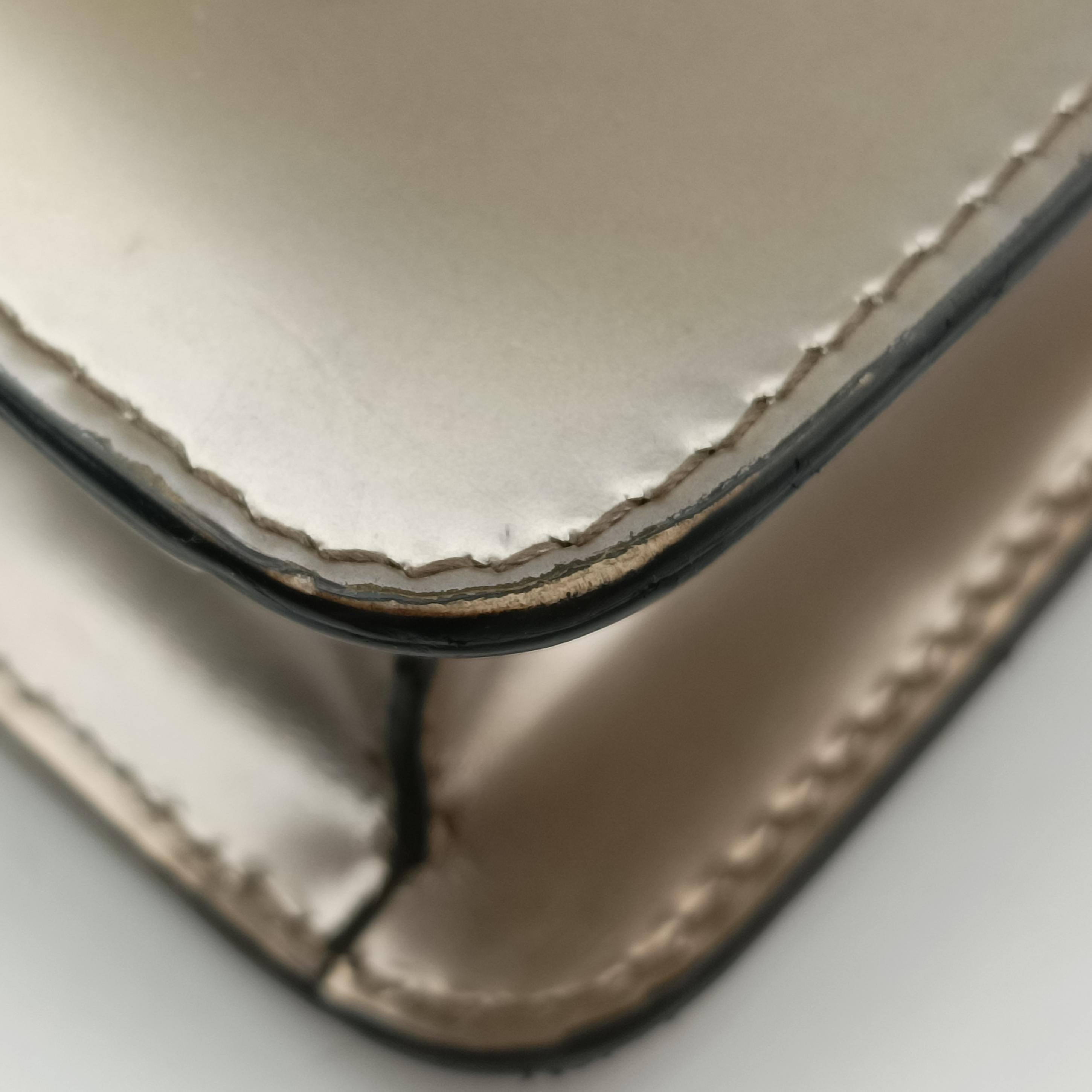 SERPENTI FOREVER Golden Enamel LA.B16.39485セルペンティ フォーエバー ゴールド エナメル LA.B16.39485