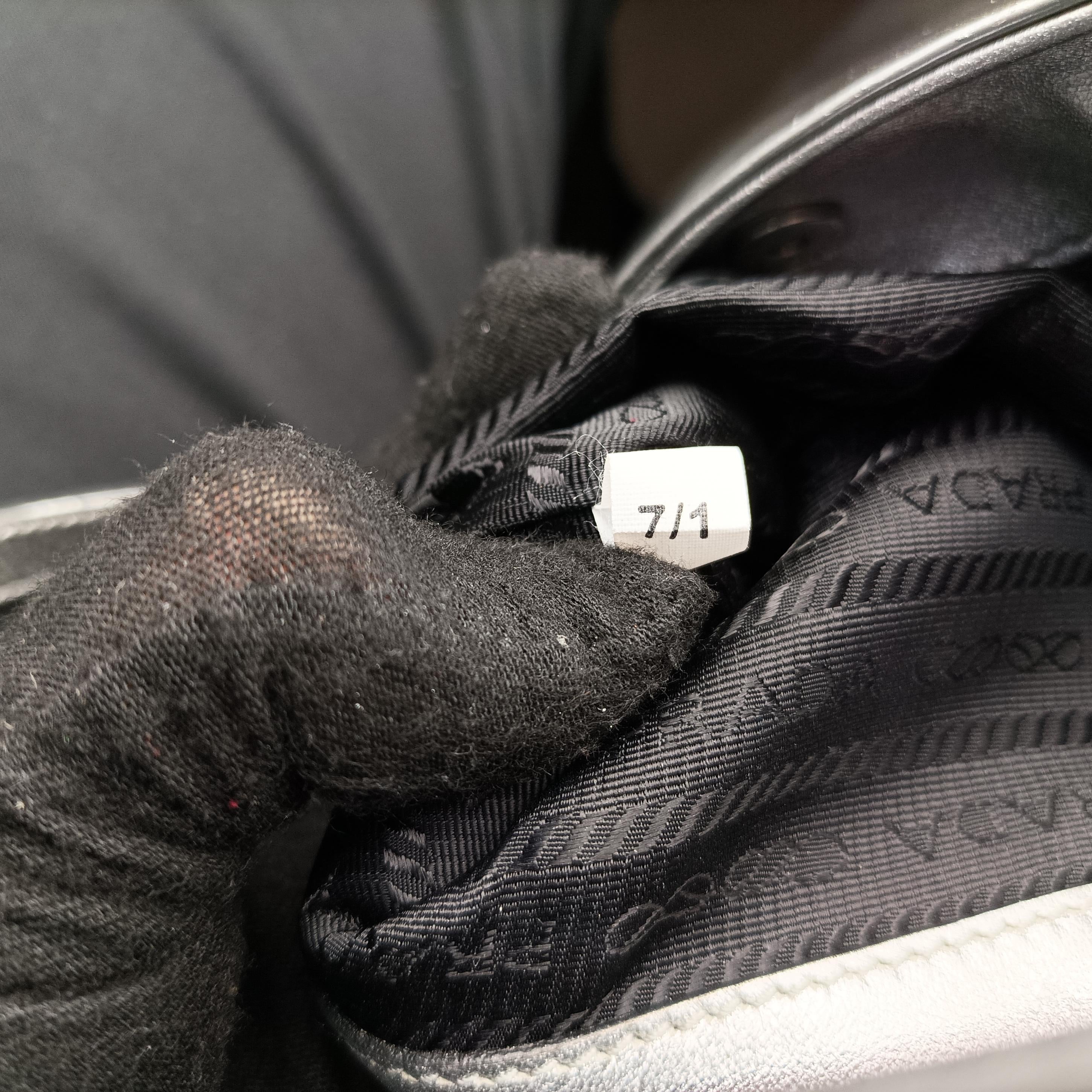 Cleo Silver Enamel 1BC499 7/1クレオ ホーボー シルバー エナメル 1BC499 7/1