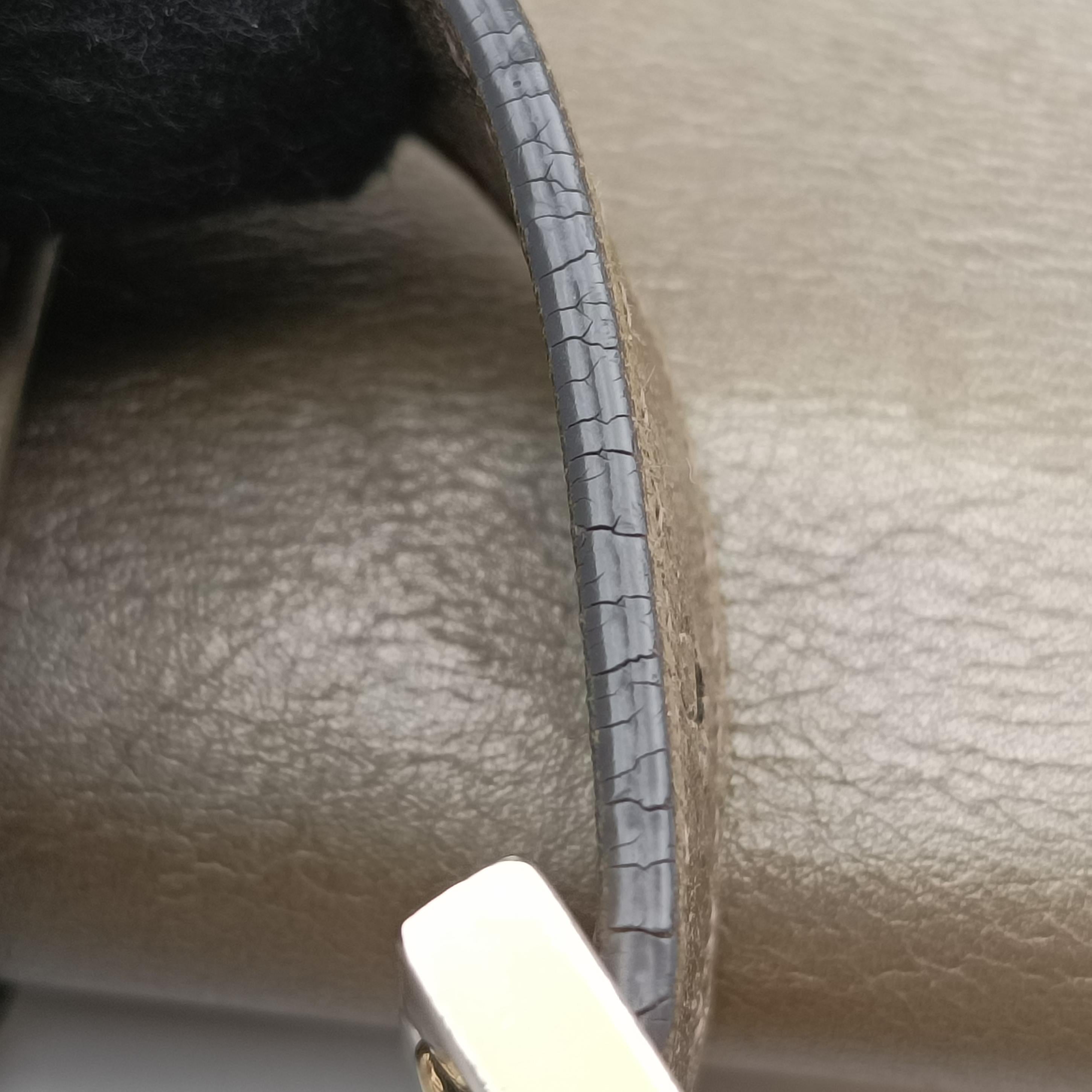 Maxi Baguette Flap Golden Leather 8BT143 8BT143-GTK 119-2566ズッカ マキシバゲット ゴールド レザー 8BT143 8BT143-GTK 119-2566