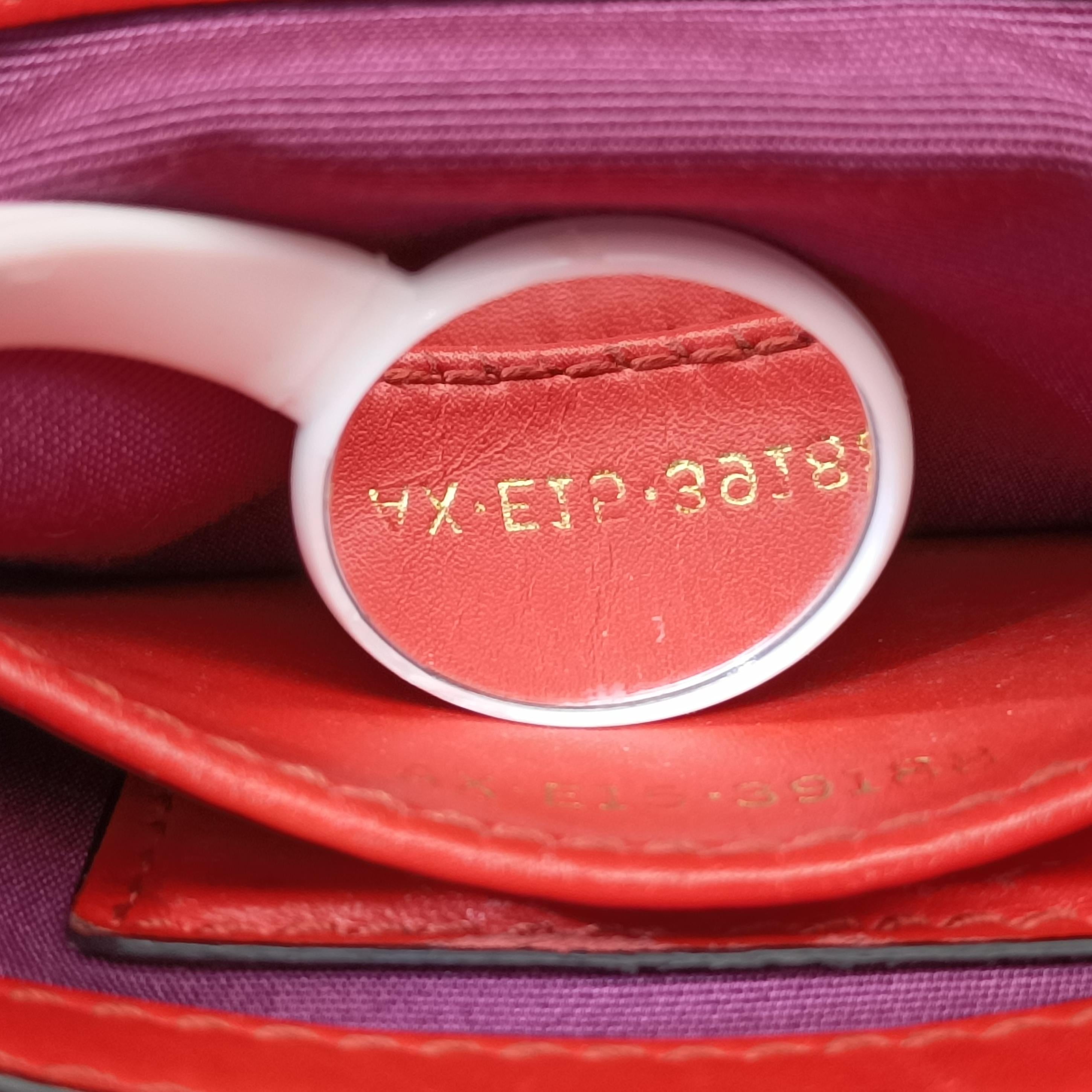 Serpenti Forever Red leather AX.E15.39188セルペンティ フォーエバー レッド レザー AX.E15.39188