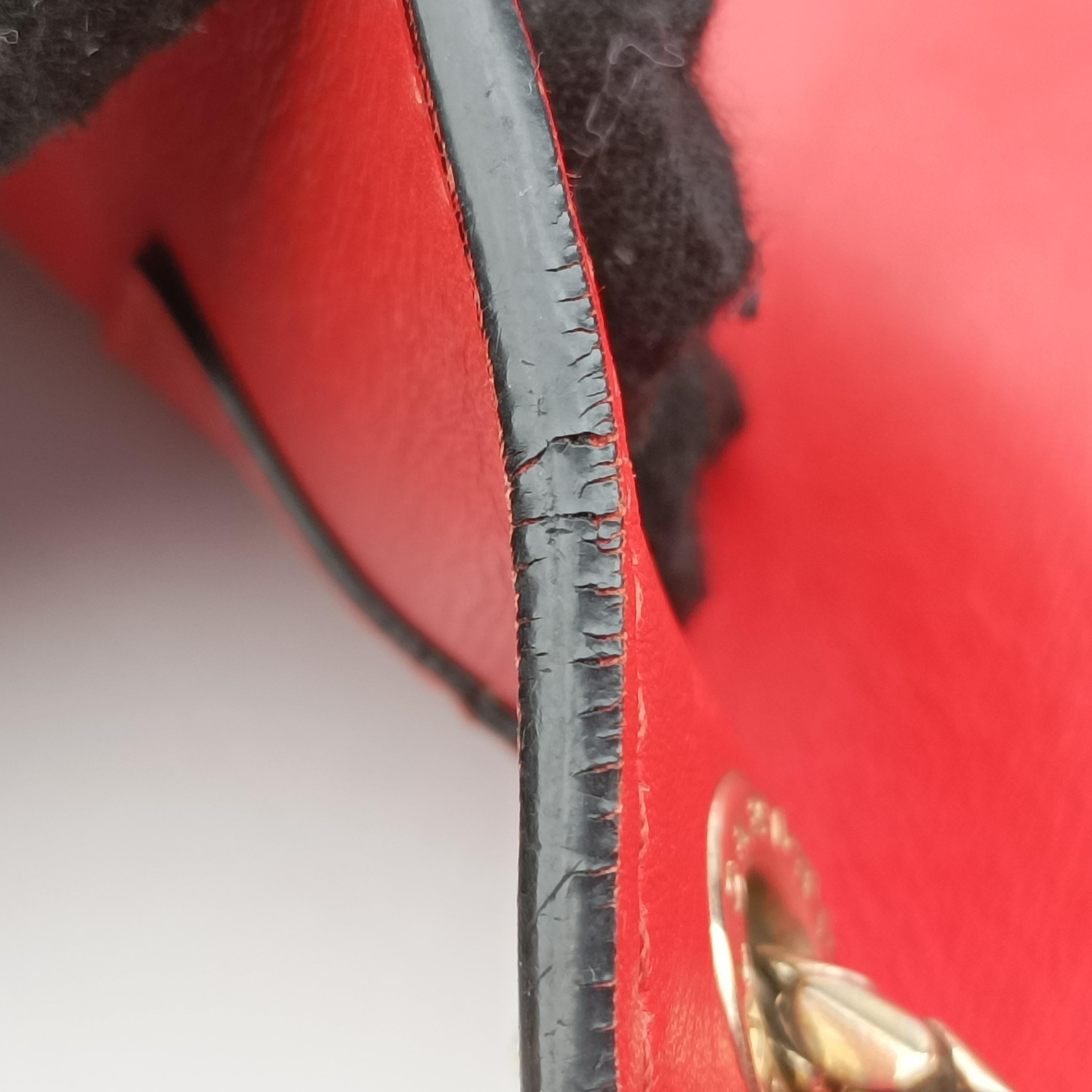 Serpenti Forever Red leather AX.E15.39188セルペンティ フォーエバー レッド レザー AX.E15.39188