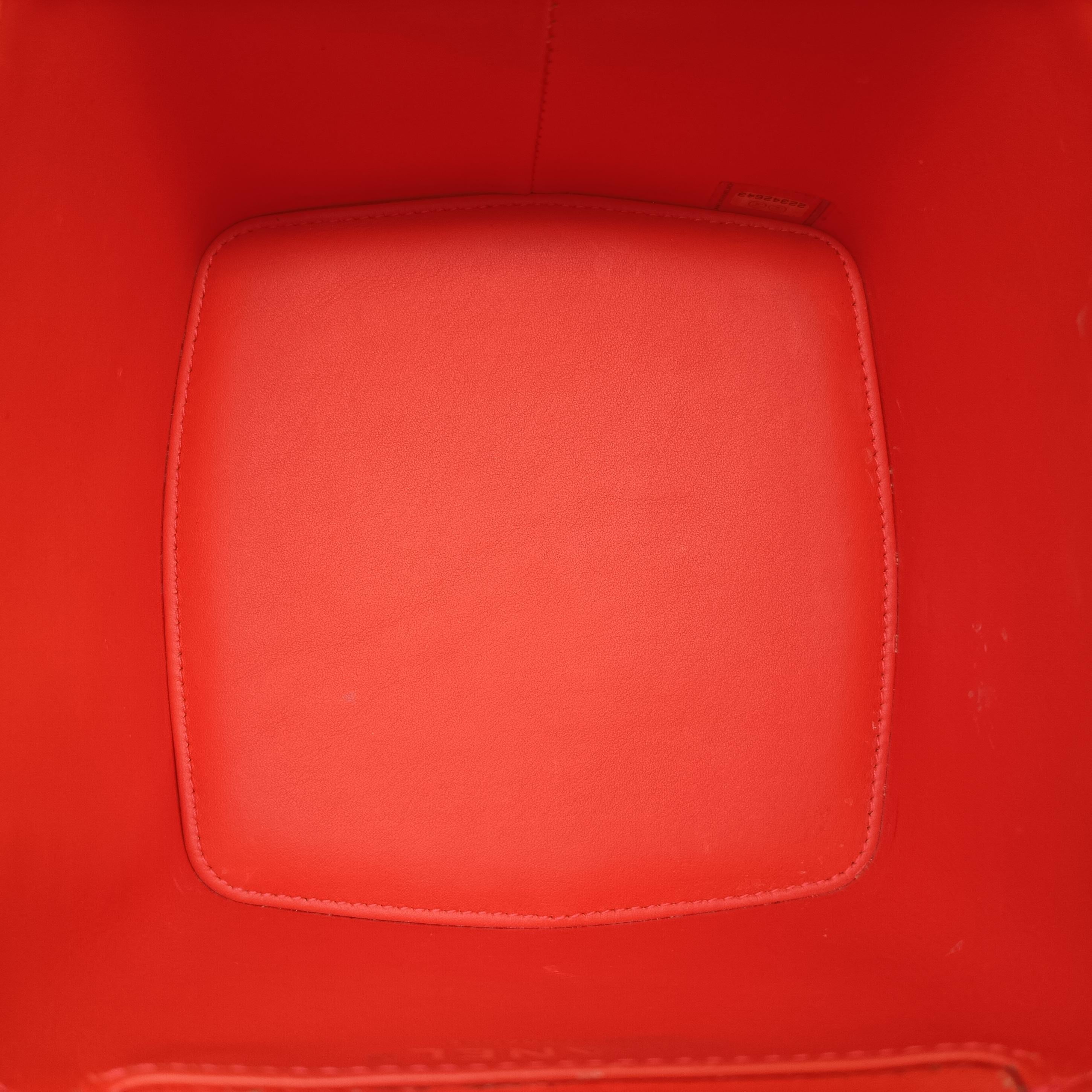 Vanity Matelasse Chain Handle Orange Patent A91055 22342643バニティ マトラッセ チェーンハンドル オレンジ パテント A91055 22342643