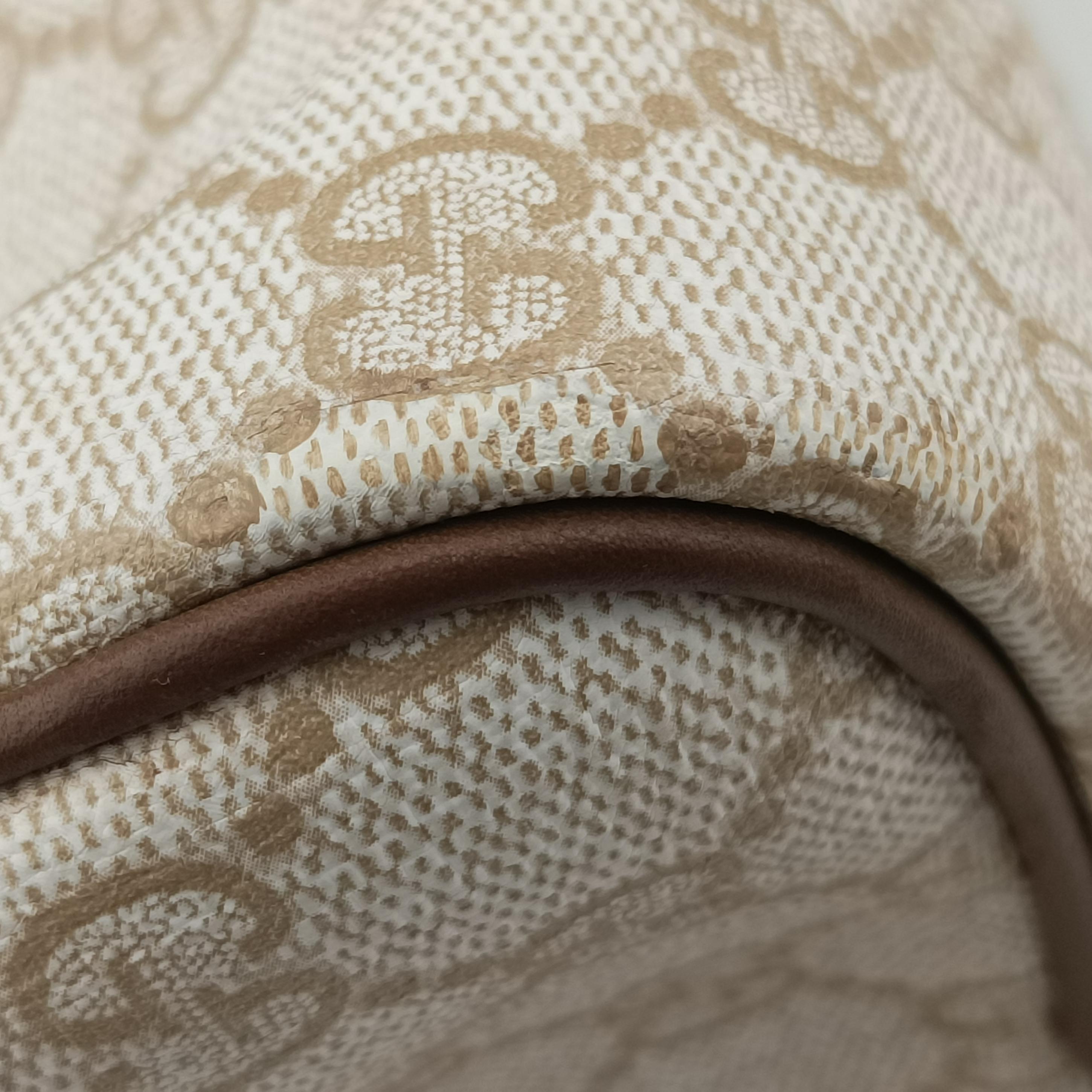 GG Supreme White×brown PVC coated canvas 322231 I015240630GGスプリーム ホワイト×ブラウン PVCコーティングキャンバス 322231 I015240630