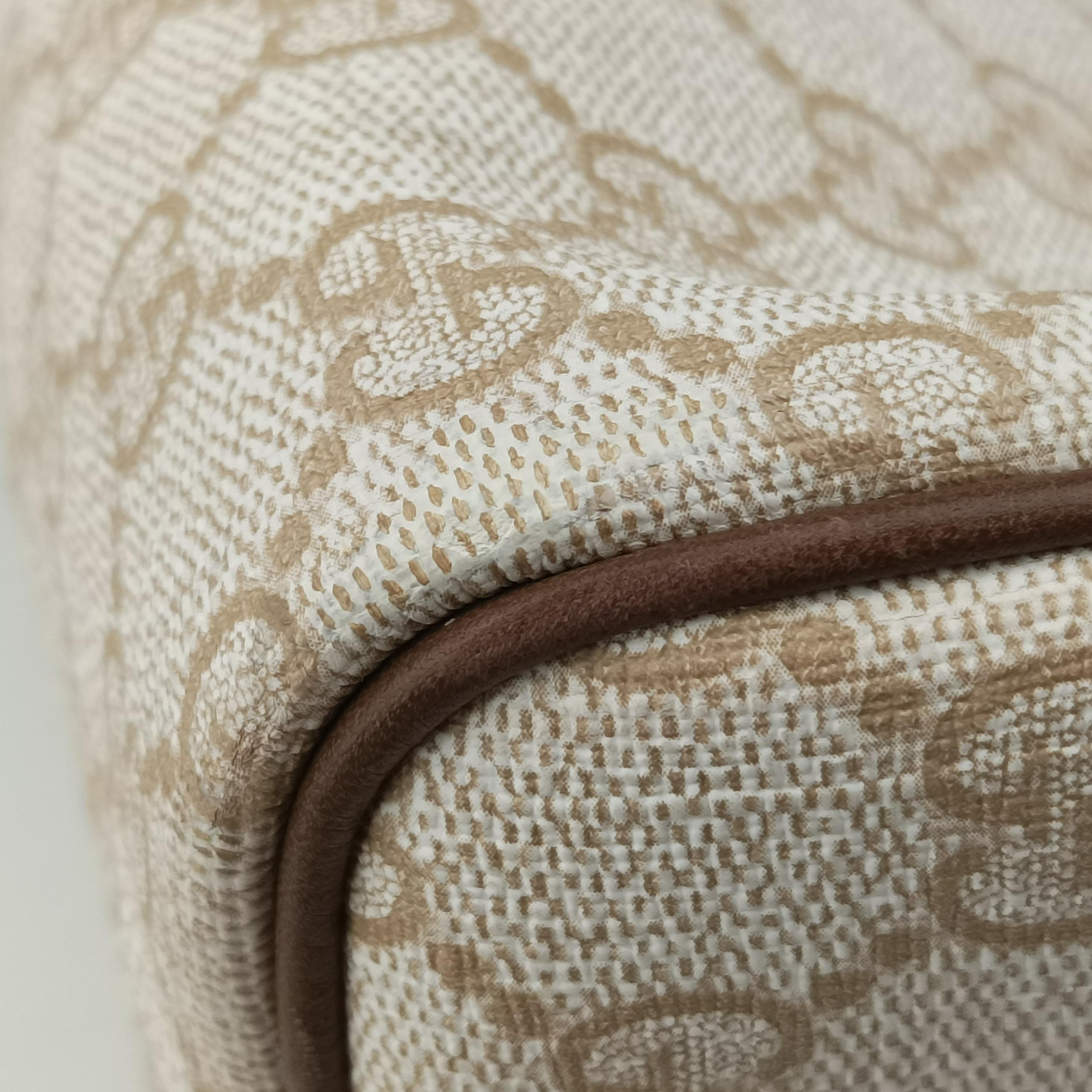 GG Supreme White×brown PVC coated canvas 322231 I015240630GGスプリーム ホワイト×ブラウン PVCコーティングキャンバス 322231 I015240630