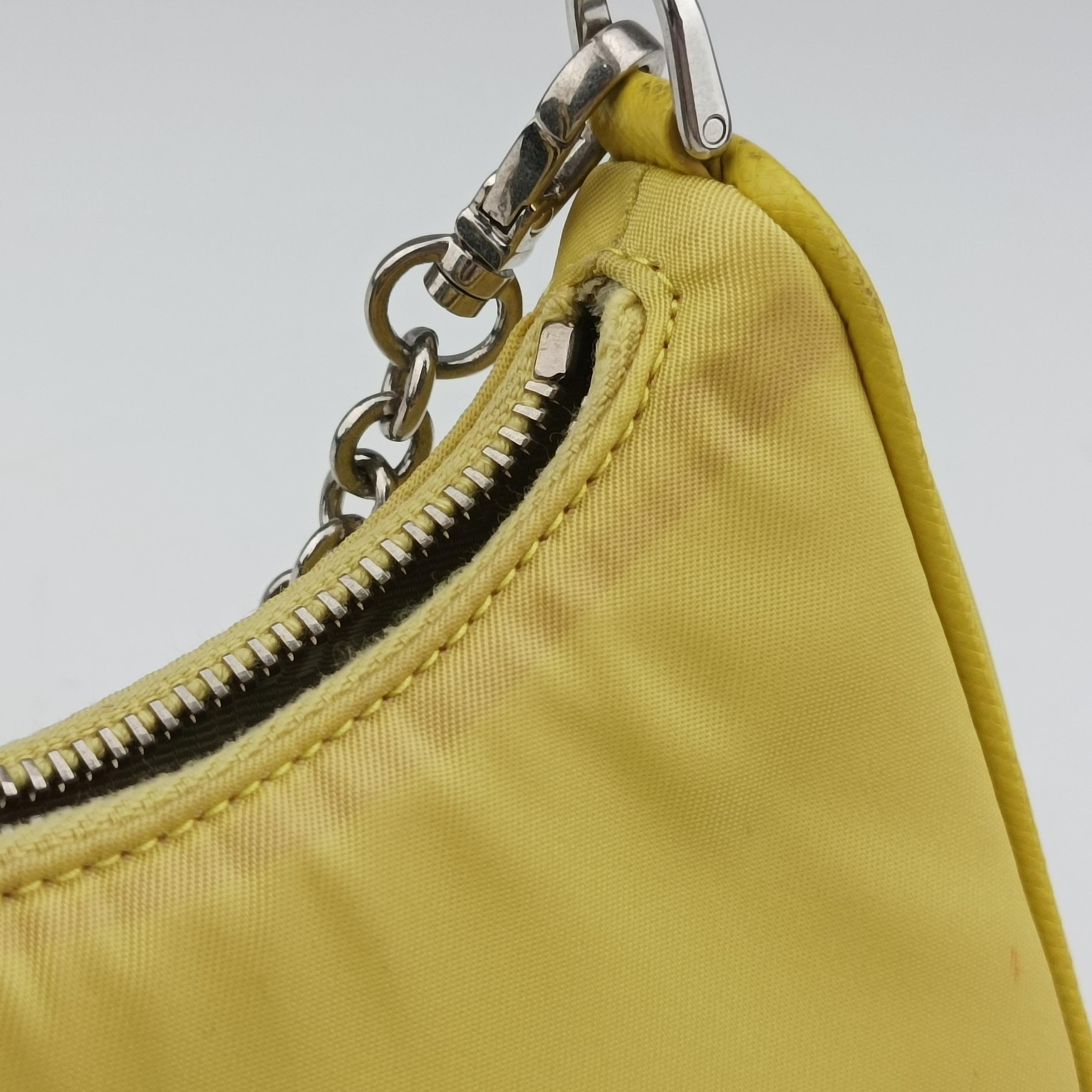 Re-Edition Nylon Mini Yellow nylon 1TT122 42リエディションナイロンミニ イエロー ナイロン 1TT122 42