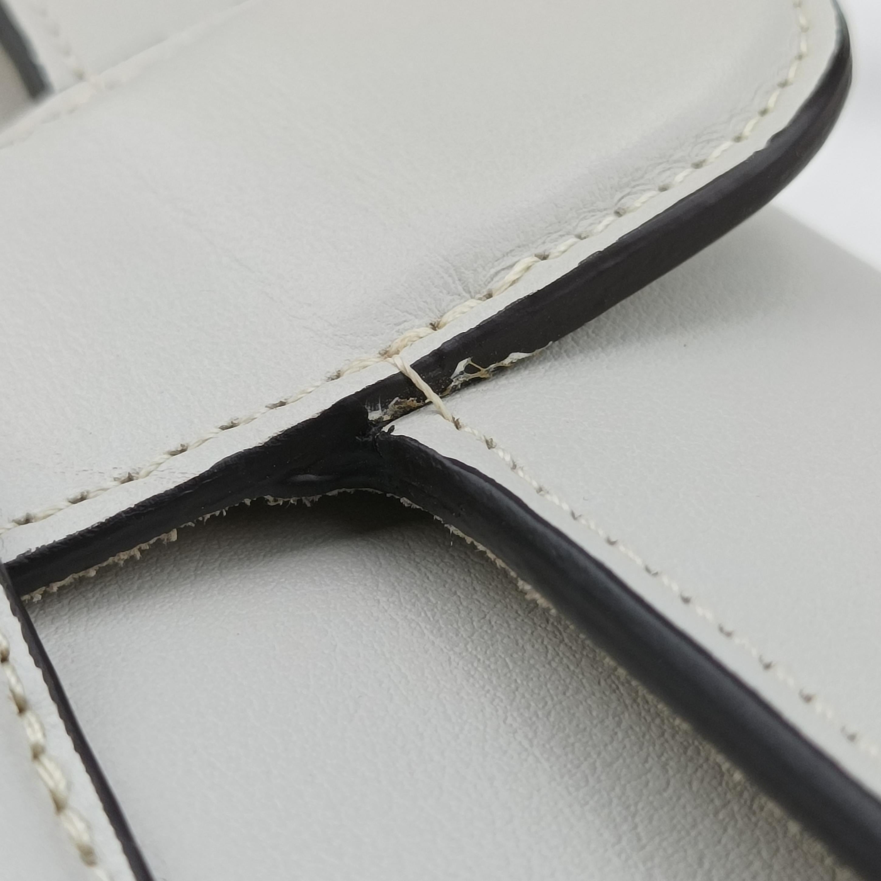 Symmetrical White Leather W-GA-2188シンメトリカル ホワイト レザー W-GA-2188