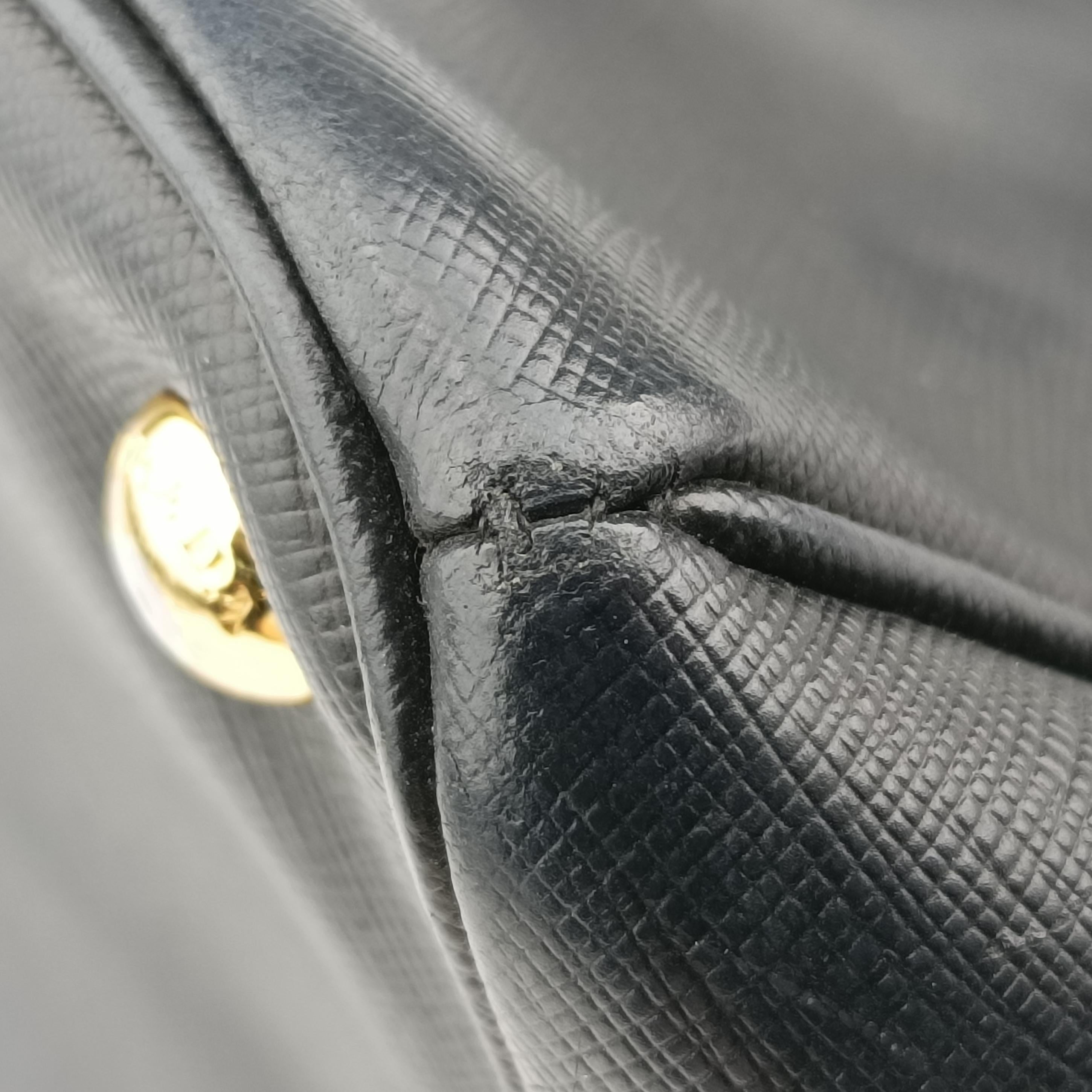 Galleria Black SAFFIANO Leather 1BA274 117ガレリア ブラック サフィアーノレザー 1BA274 117