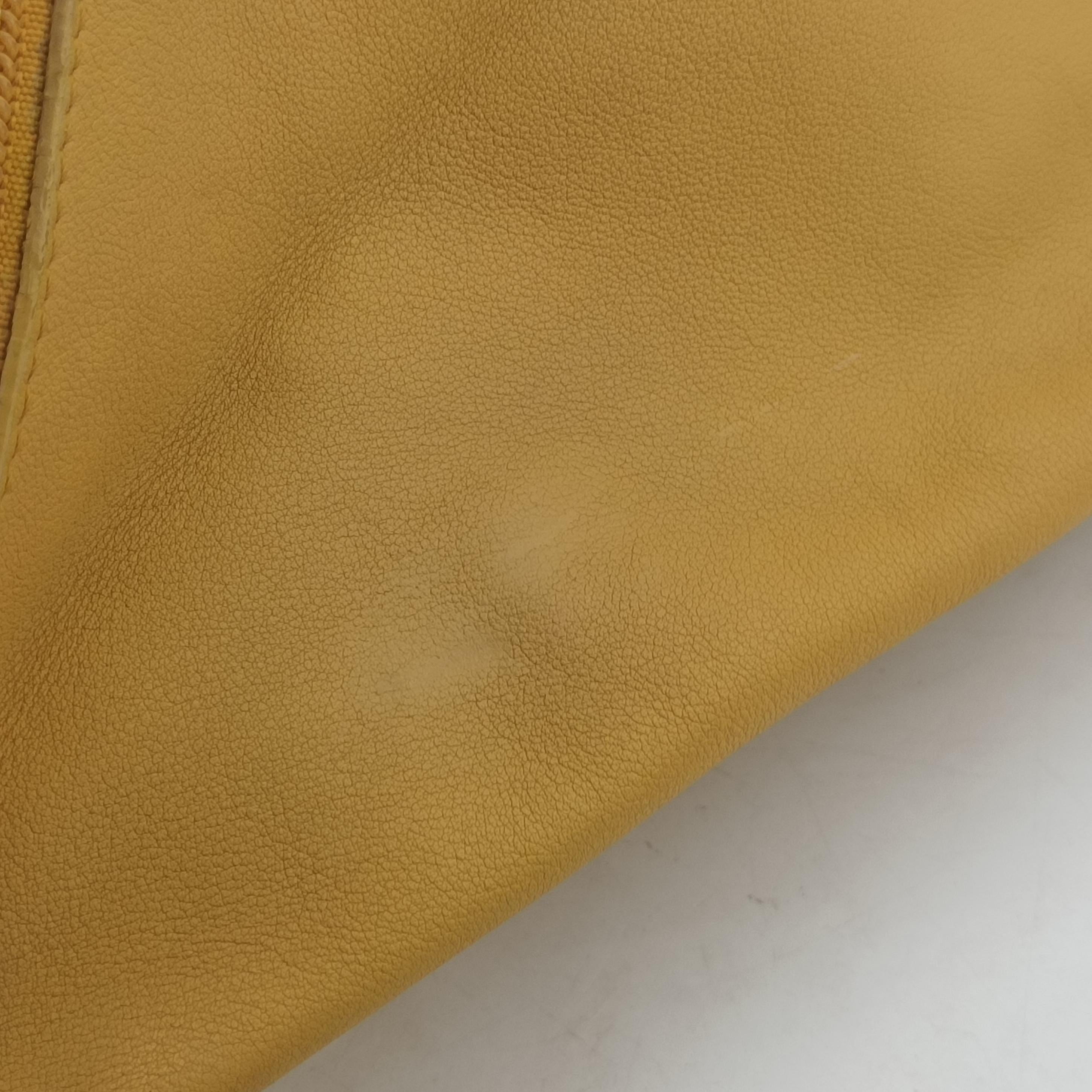 Anton sling Yellow Leather L26アントン スリング イエロー レザー L26