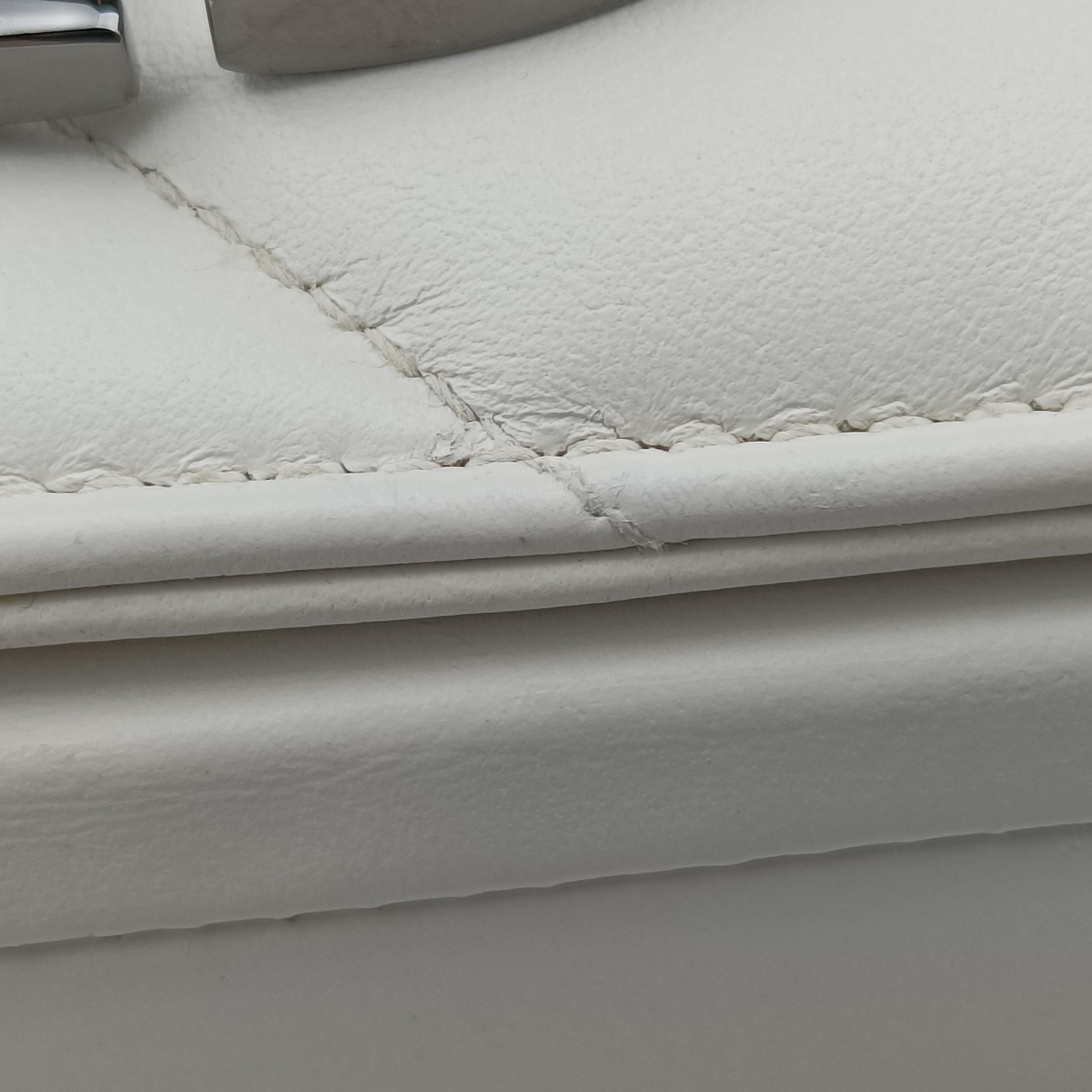 Montaigne White leather 01-RU-0282モンテーニュ ホワイト レザー 01-RU-0282