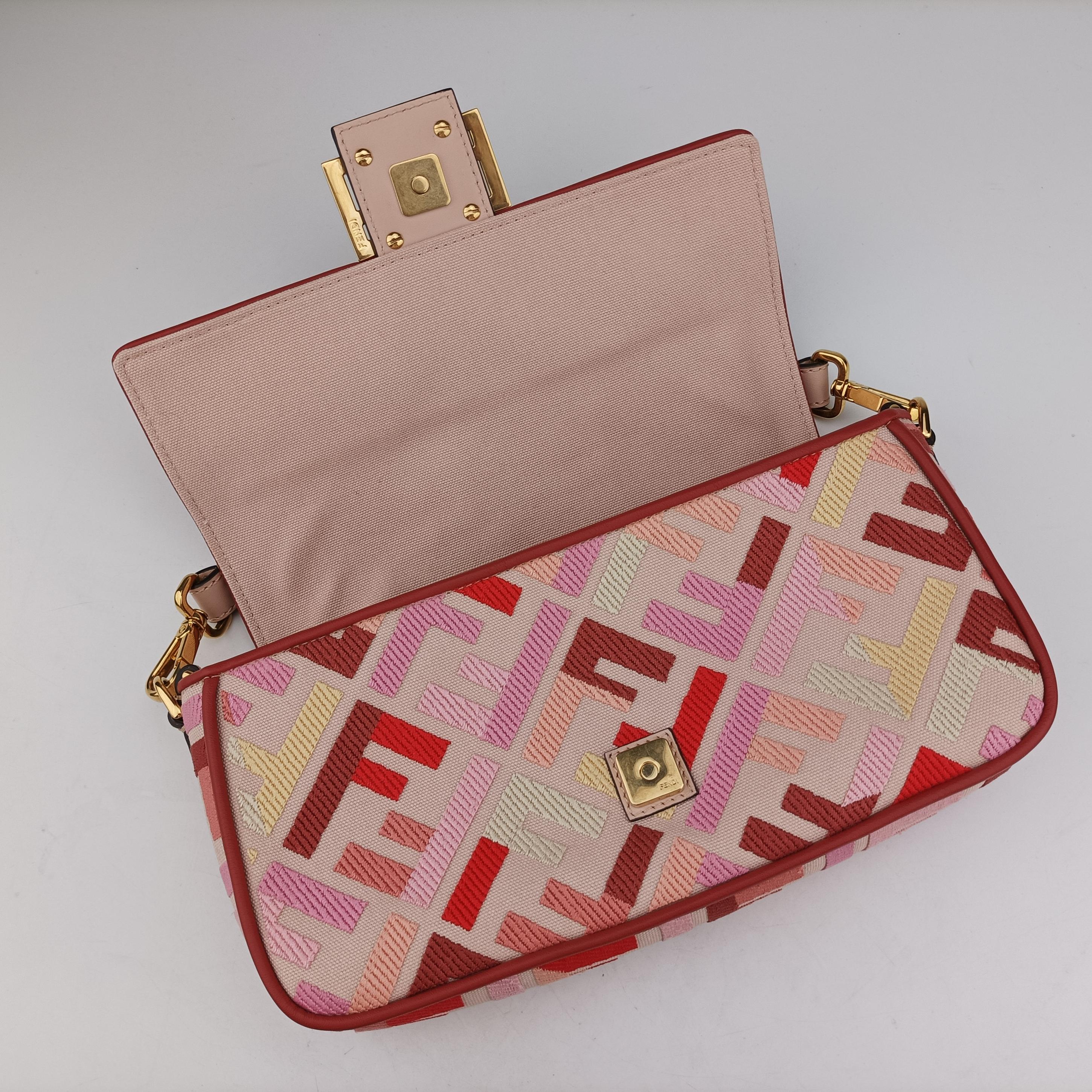 BAGUETTE Pink Canvas 8BR600 8BR600-AEUG-209-10429マンマバケット ピンク キャンバス 8BR600 8BR600-AEUG-209-10429