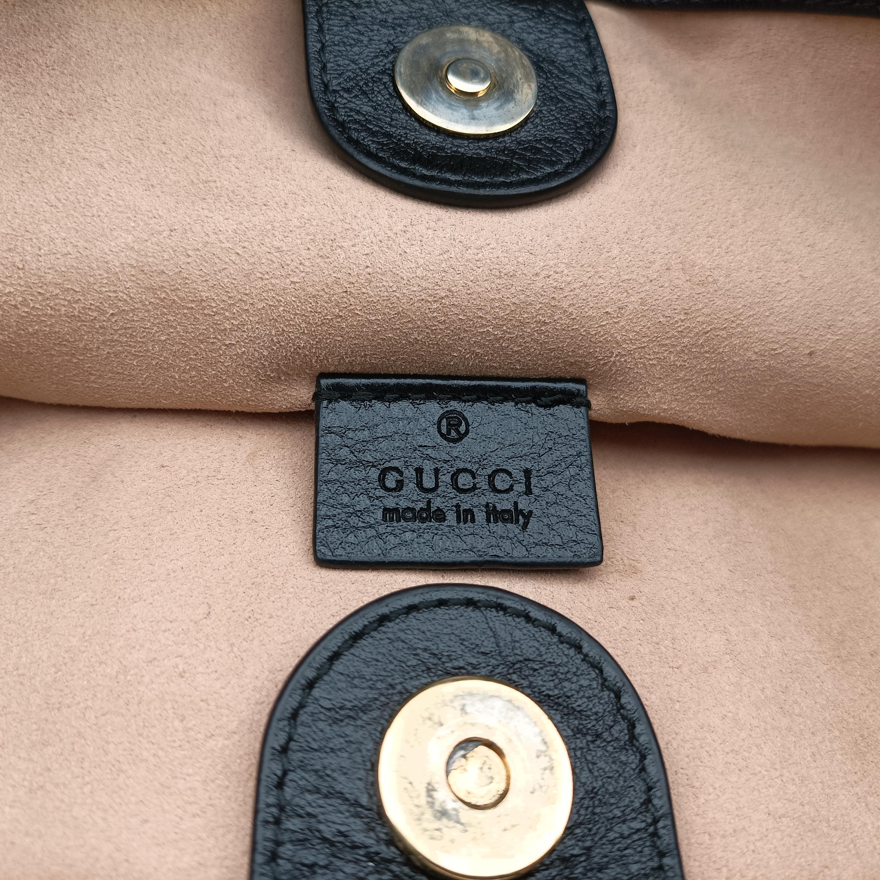 Rajah Black Leather 537219 E027310637ラジャ ブラック レザー 537219 E027310637