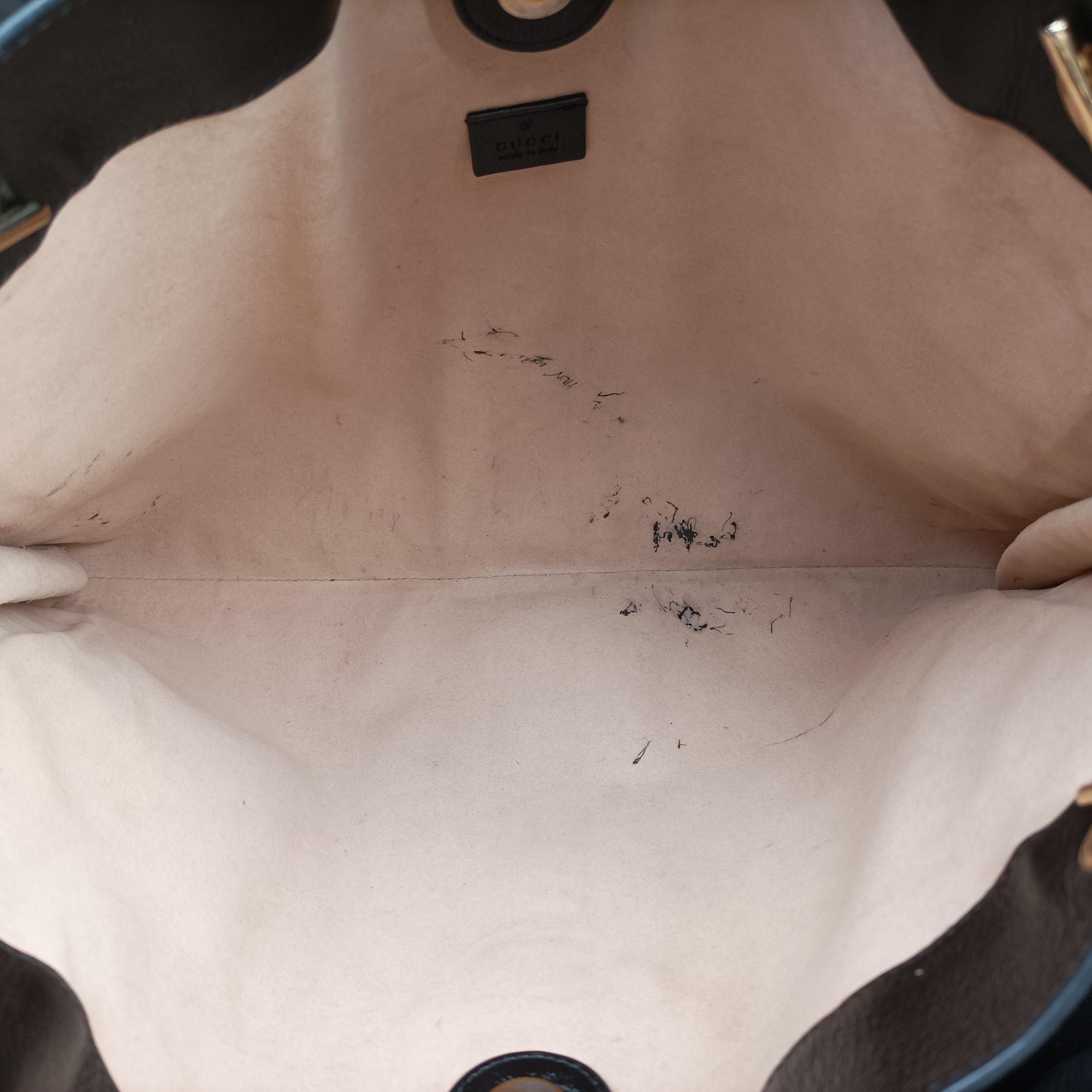 Rajah Black Leather 537219 E027310637ラジャ ブラック レザー 537219 E027310637