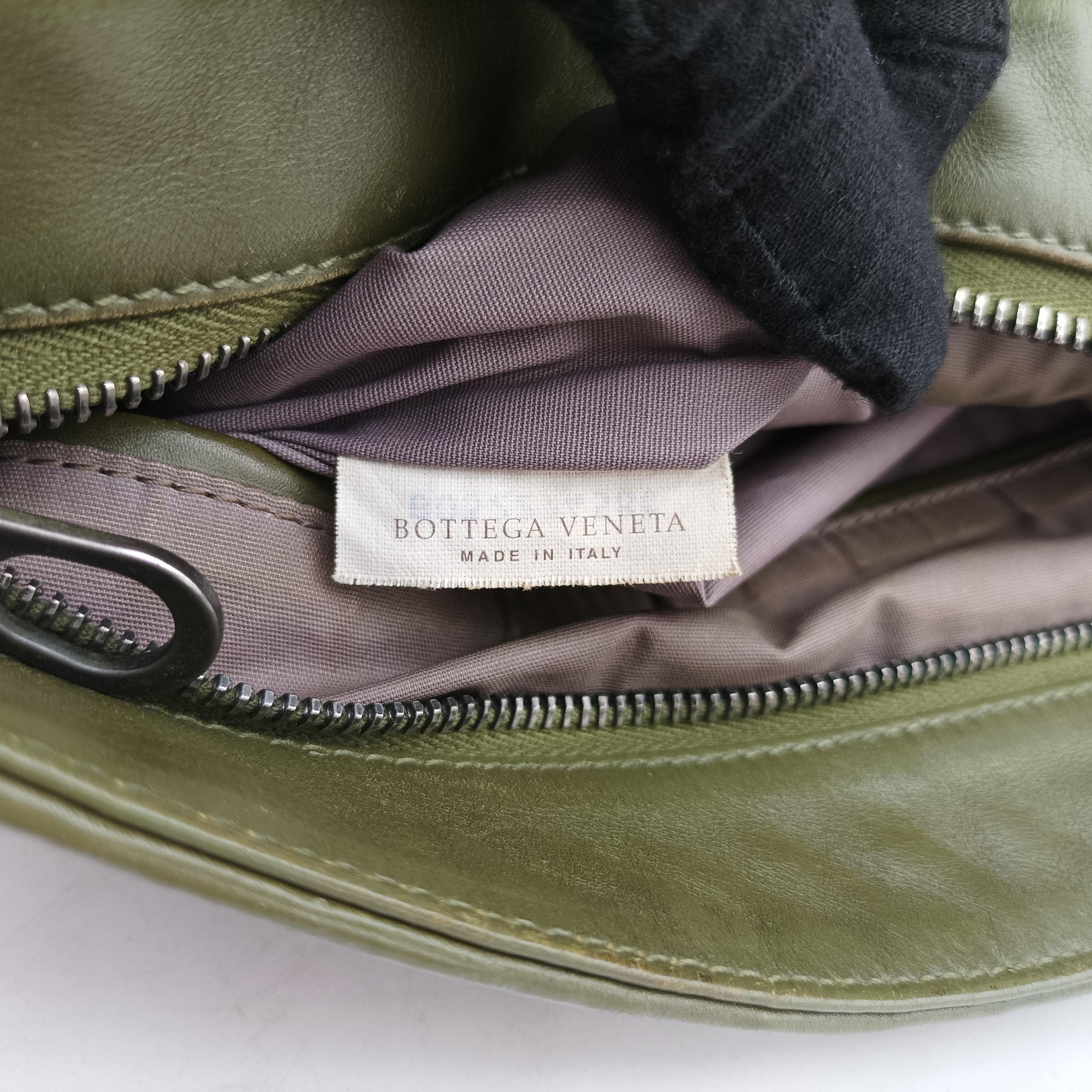 Intrecciato Green lambskin B03227458Cイントレチャート グリーン ラムスキン B03227458C