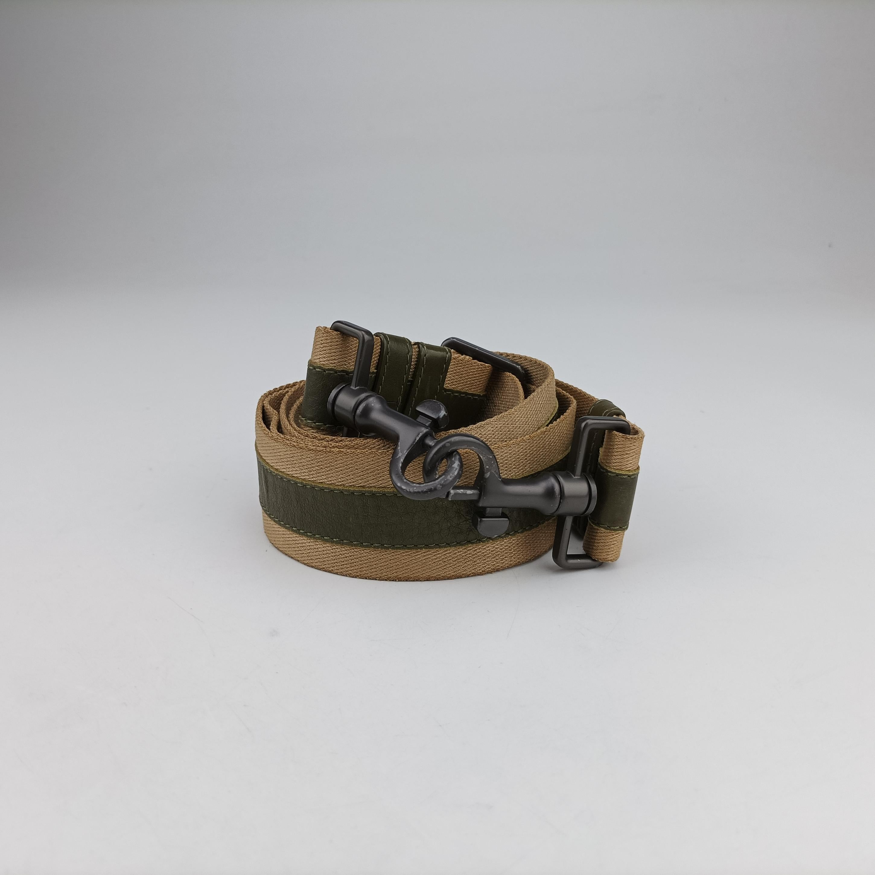 Intrecciato Green lambskin B03227458Cイントレチャート グリーン ラムスキン B03227458C