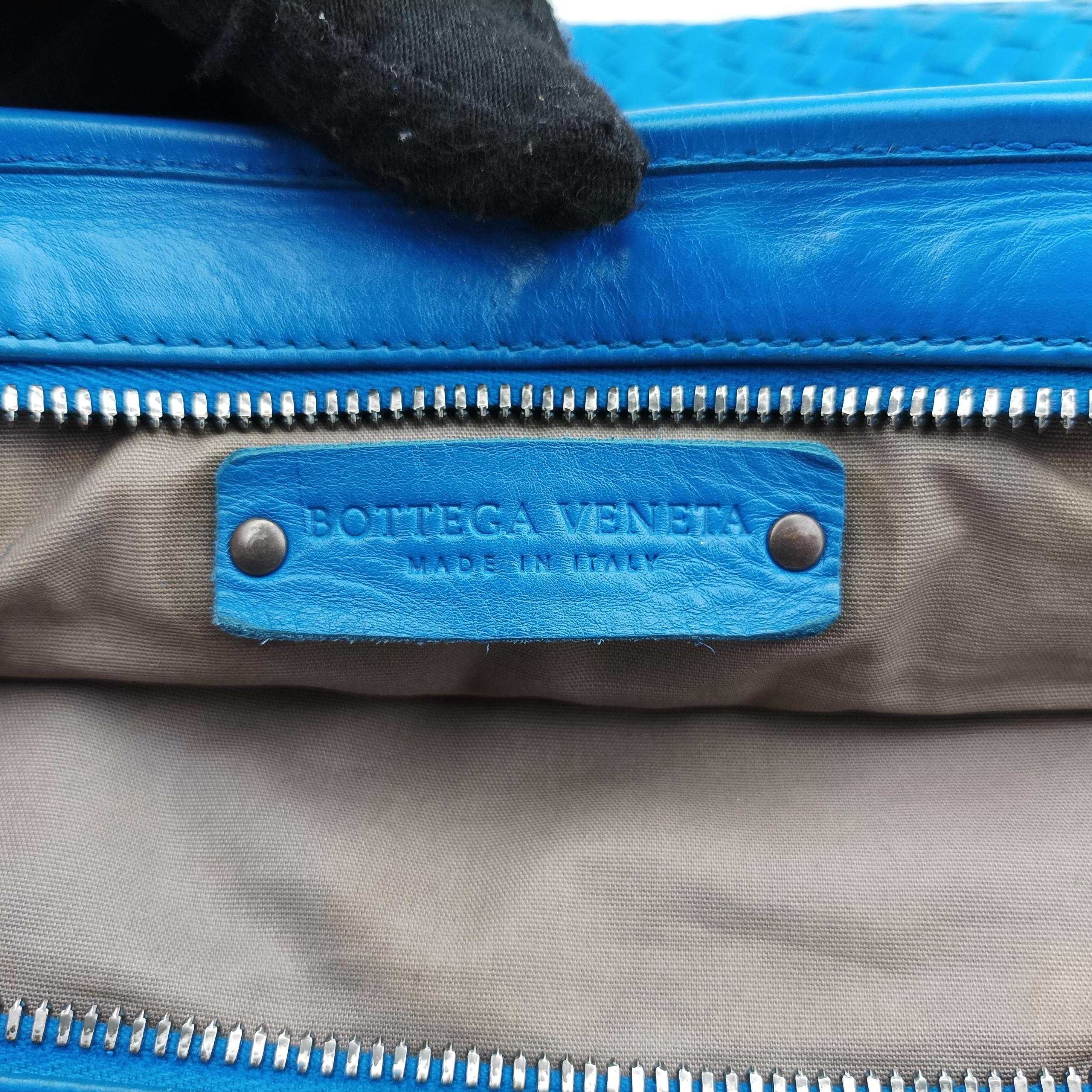 Intrecciato Blue lambskin B03349549Oイントレチャート ブルー ラムスキン B03349549O