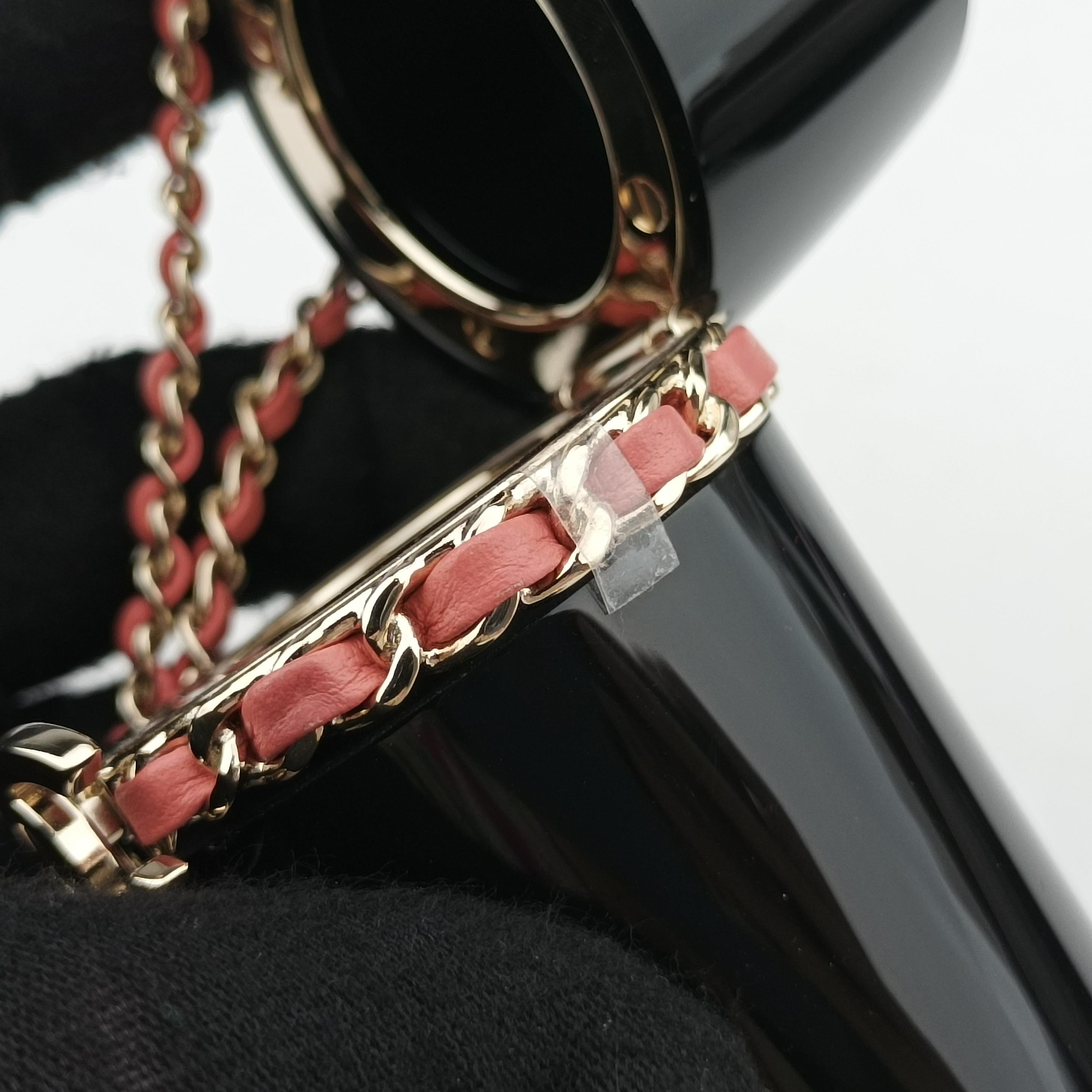 Coco Mark Lucite Lipstick Case On Chain Black plastic ココマーク ルーサイト リップスティックケース チェーン付き ブラック プラスチック