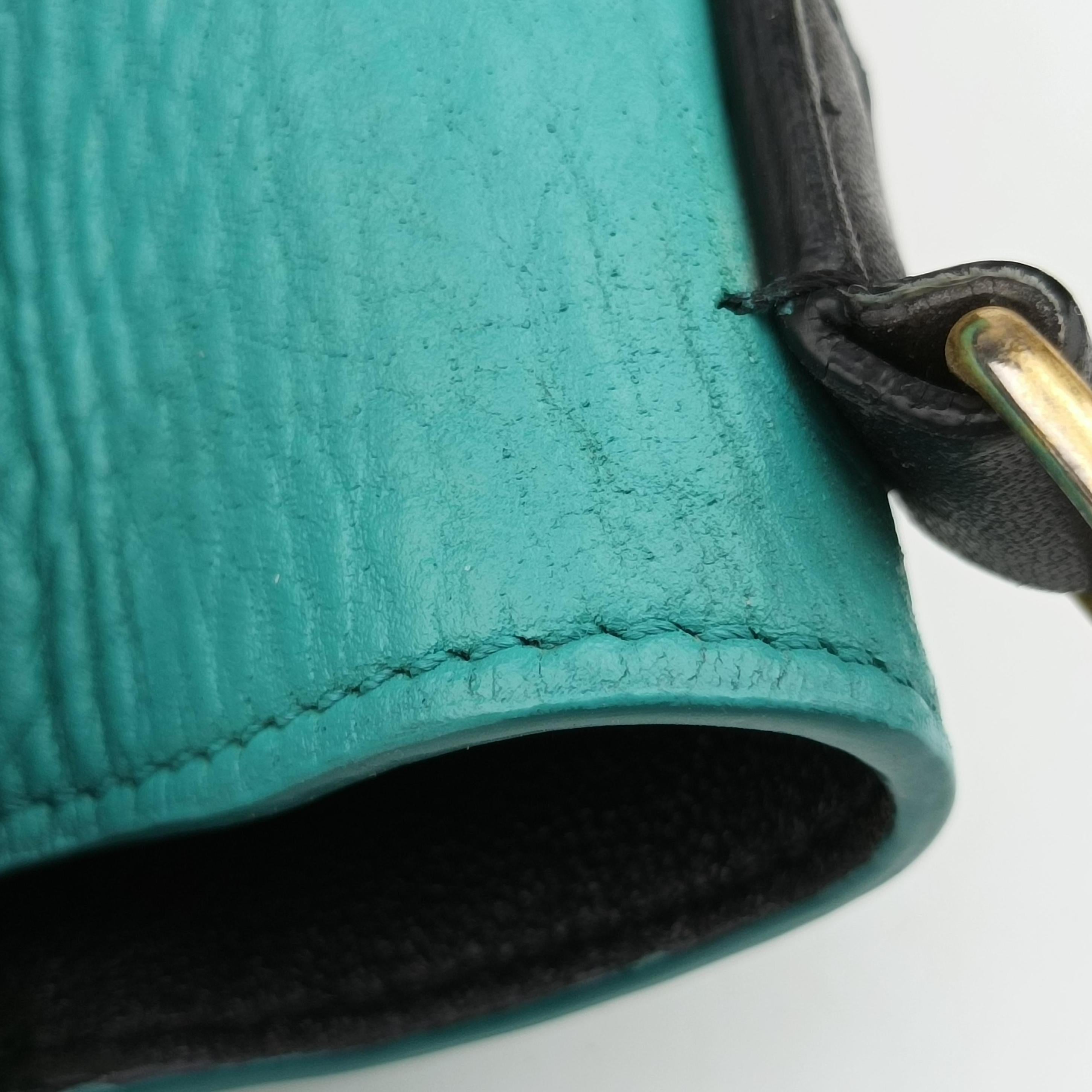 luggage nano shopper Beige×black×blue Leather W-CU-3105ラゲージナノショッパー ベージュ×ブラック×ブルー レザー W-CU-3105