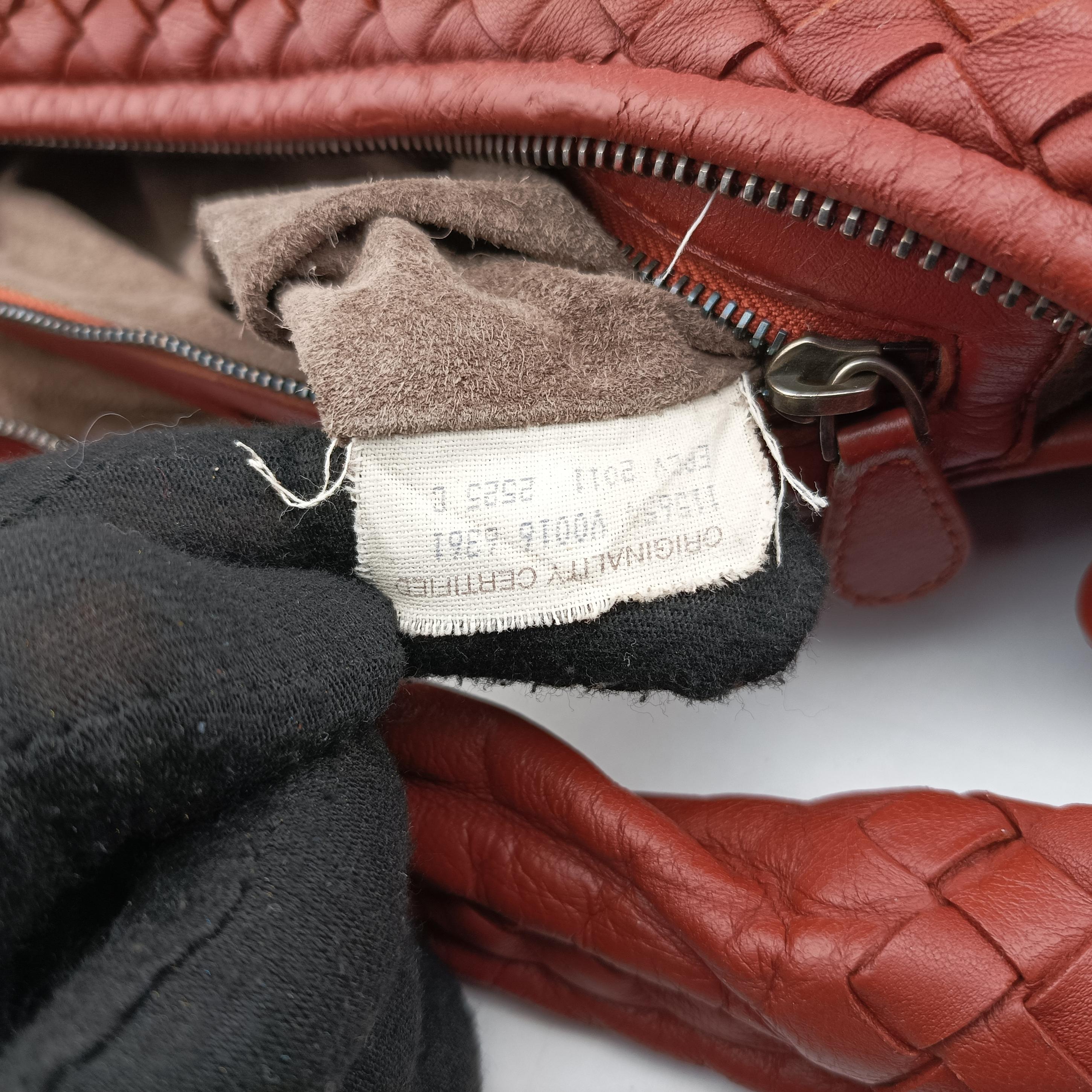 Intrecciato Brick Red lambskin 115654 V0016 6361 EPEV 2011 2525 Cイントレチャート ブリックレッド ラムスキン 115654 V0016 6361 EPEV 2011 2525 C