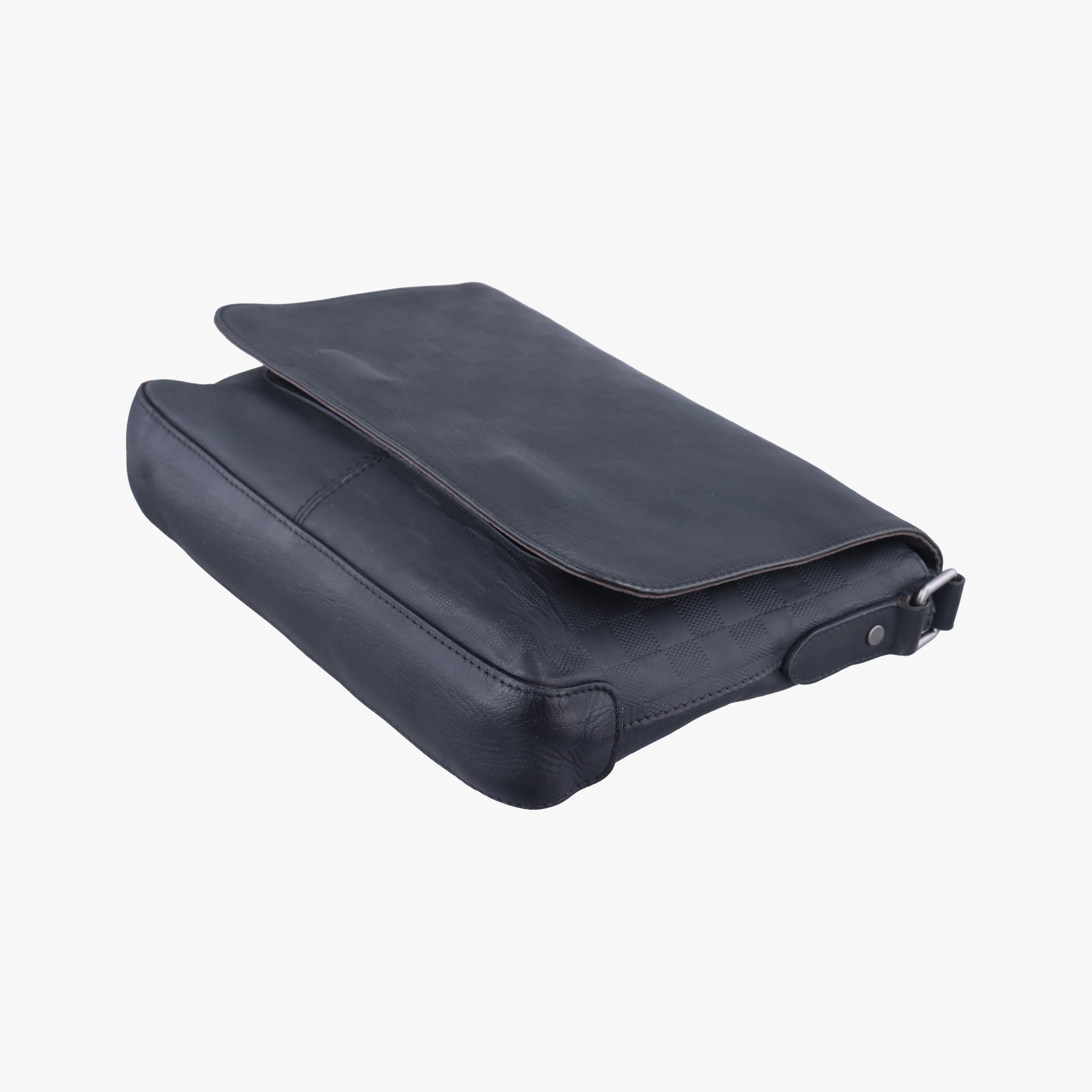 District PM Messenger Black Damier Infini Leather N41286 SP4194ディストリクトPM メッセンジャー ブラック ダミエアンフィニ レザー N41286 SP4194