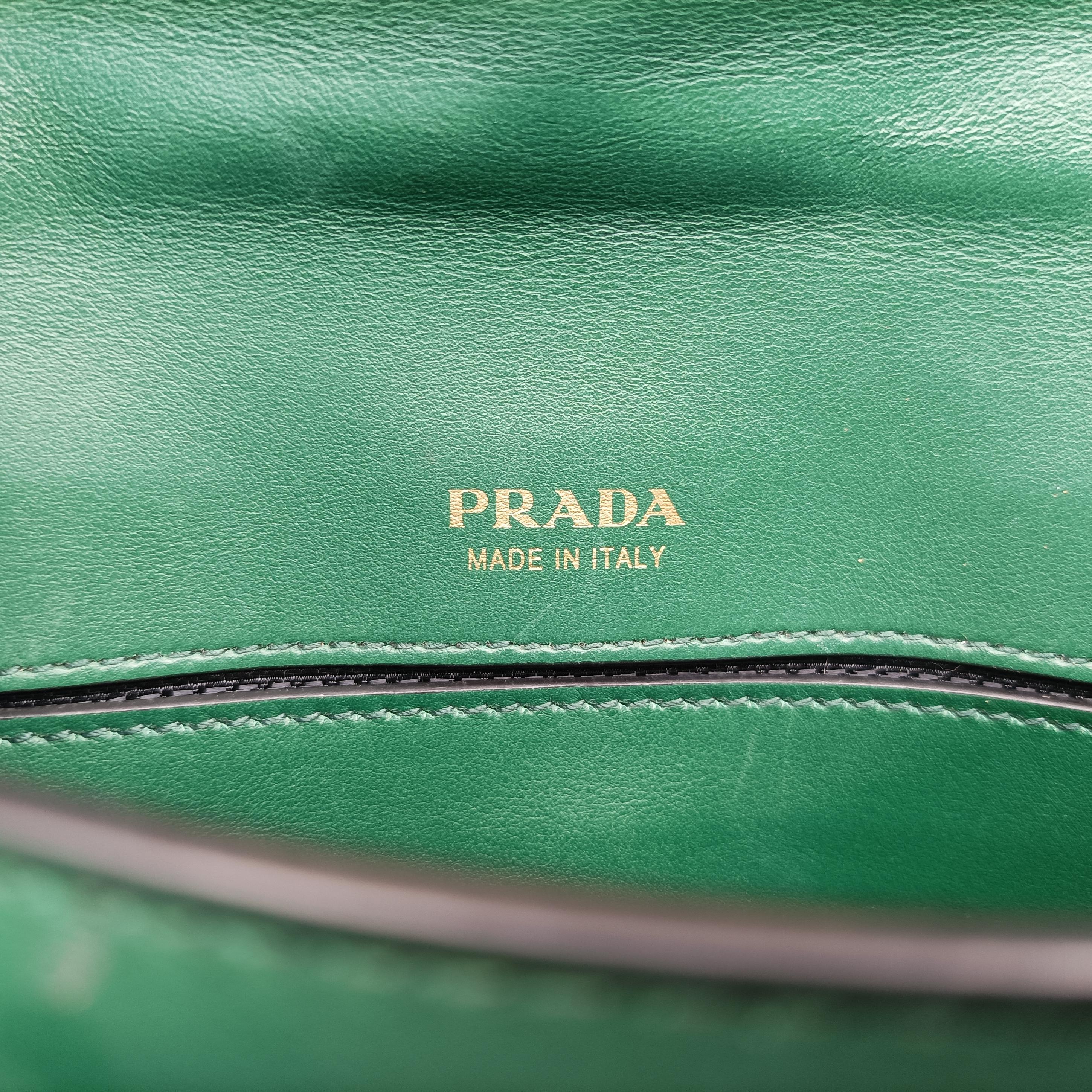 City Calf Cahier Green×black leather 256シティカーフ カイエ グリーン×ブラック レザー 256