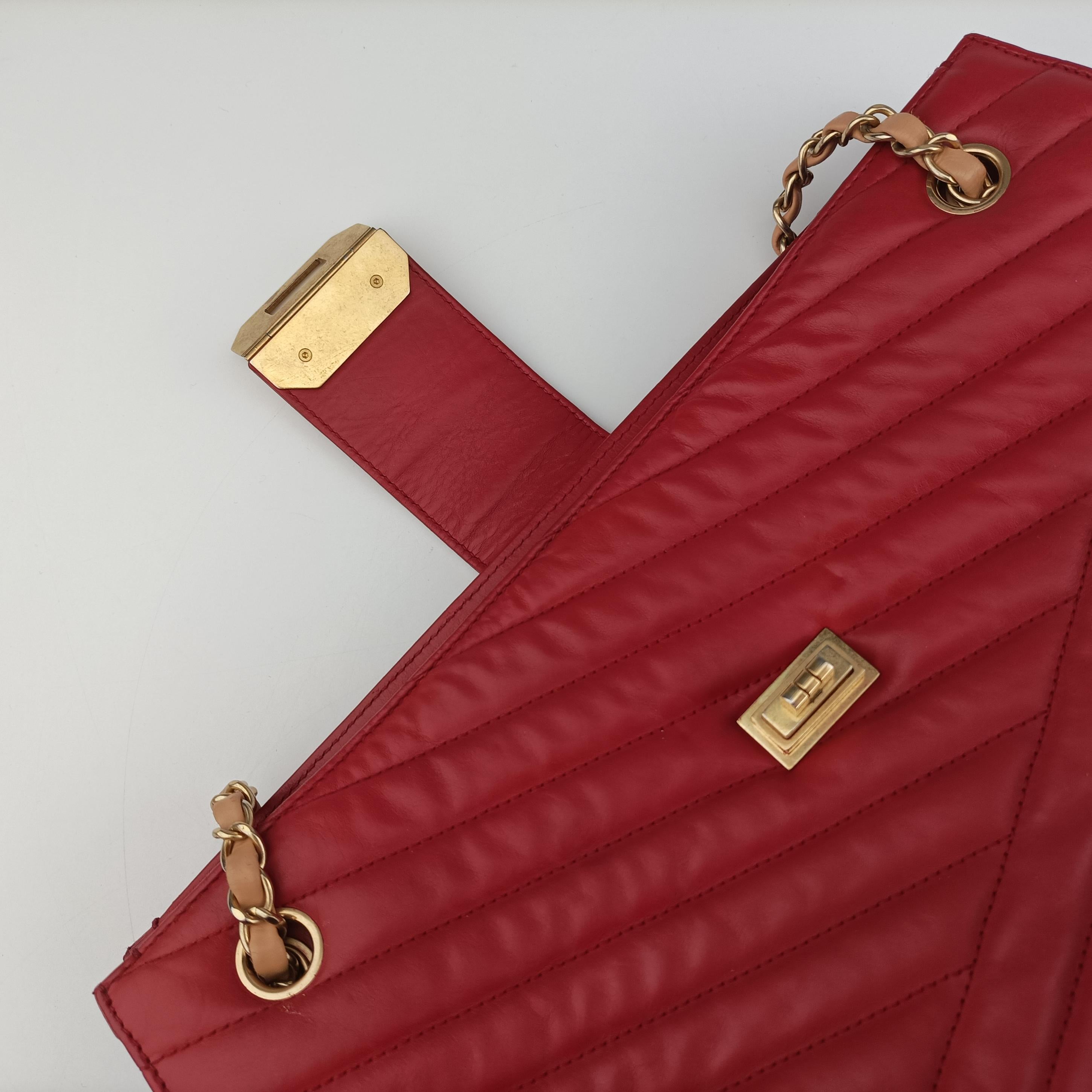 gabrielle Accordion Tote Red Leather A66841 15665467ガブリエル アコーディオン トート レッド レザー A66841 15665467