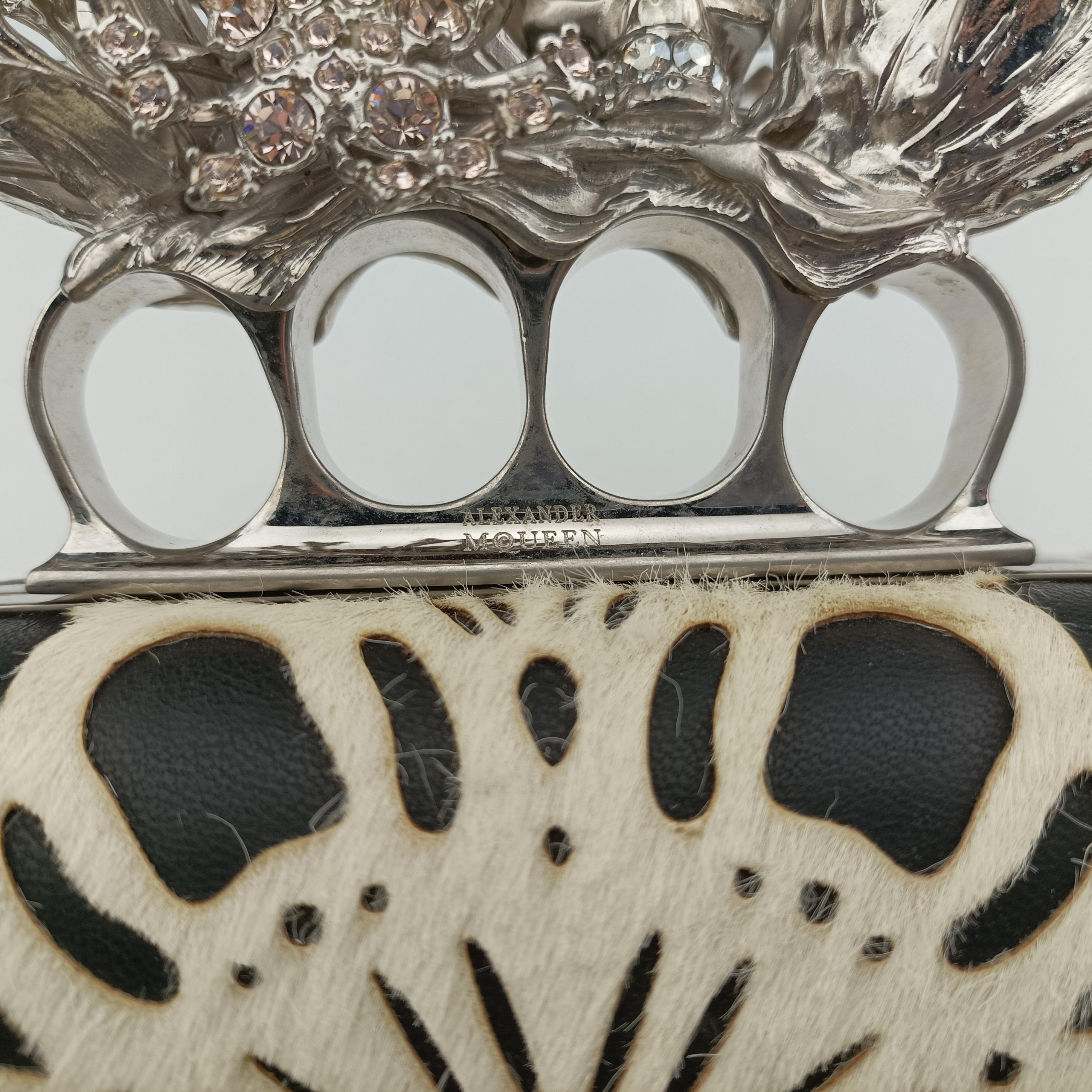 Knuckle Duster Black×white Leather×ponyhair 305048 000926ナックルダスター ブラック×ホワイト レザー×ハラコ 305048 000926