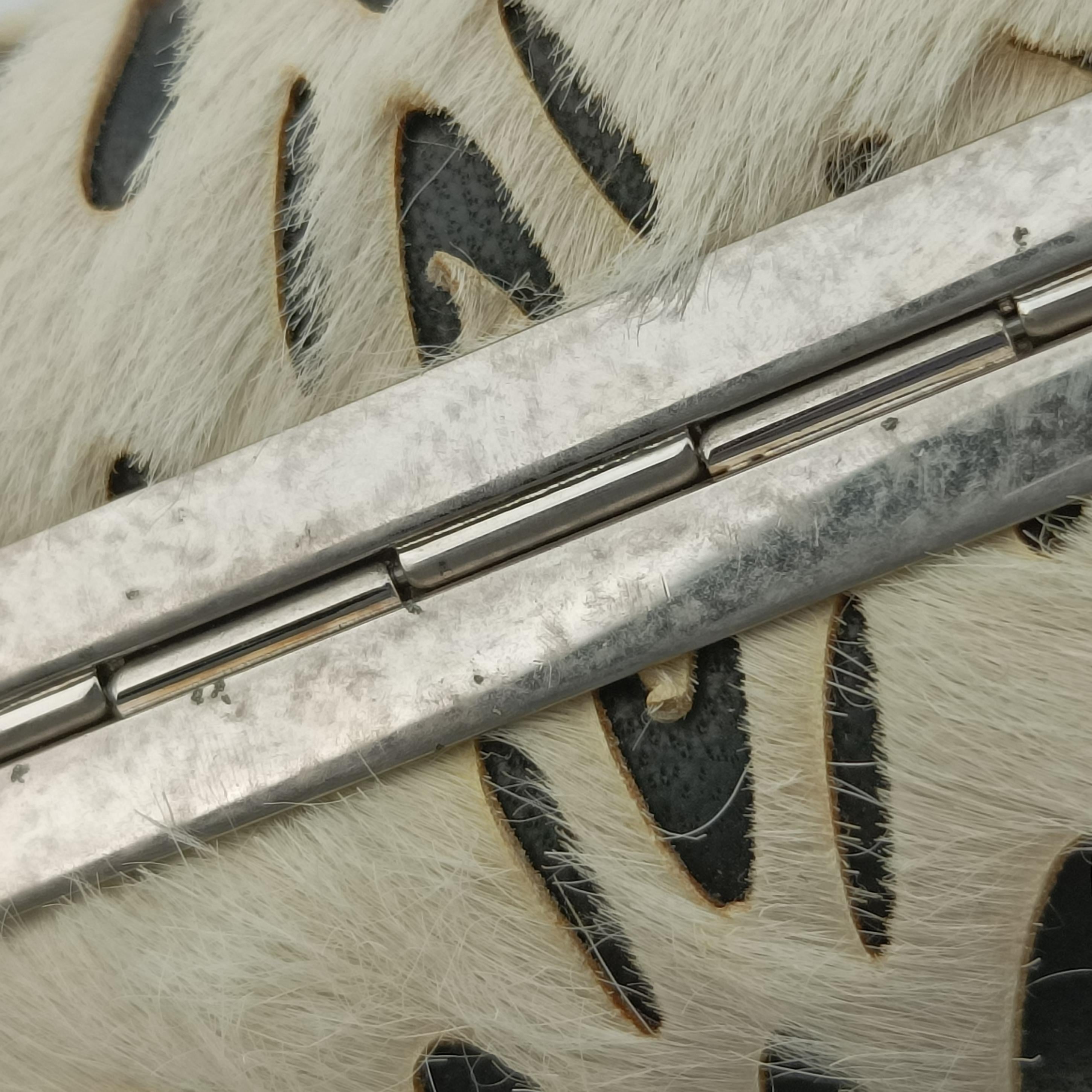 Knuckle Duster Black×white Leather×ponyhair 305048 000926ナックルダスター ブラック×ホワイト レザー×ハラコ 305048 000926