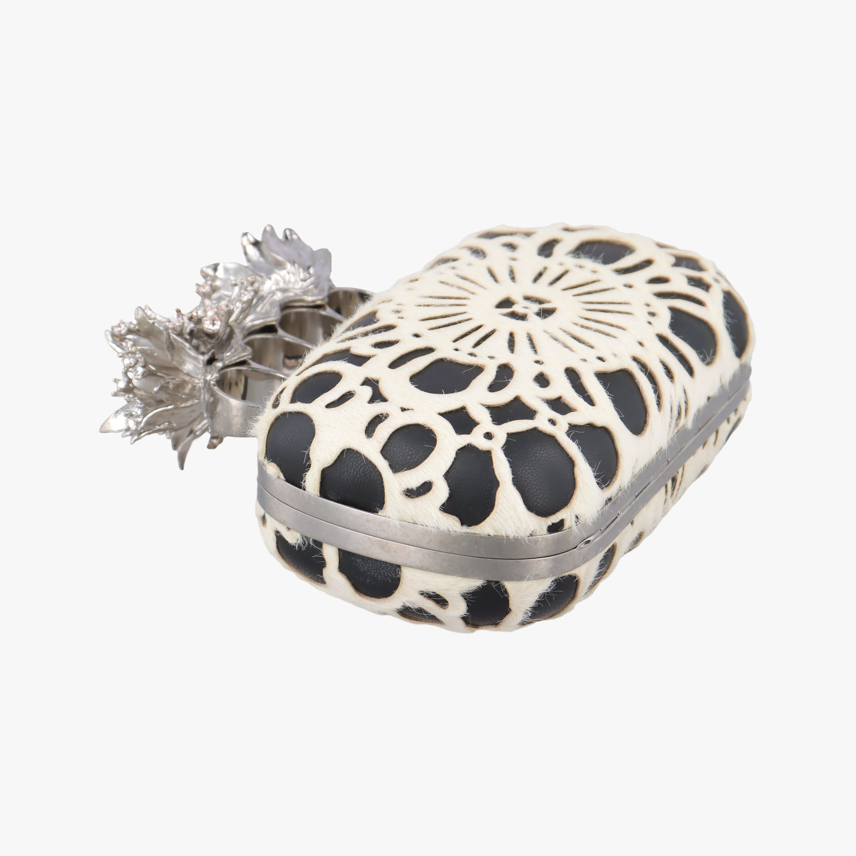 Knuckle Duster Black×white Leather×ponyhair 305048 000926ナックルダスター ブラック×ホワイト レザー×ハラコ 305048 000926