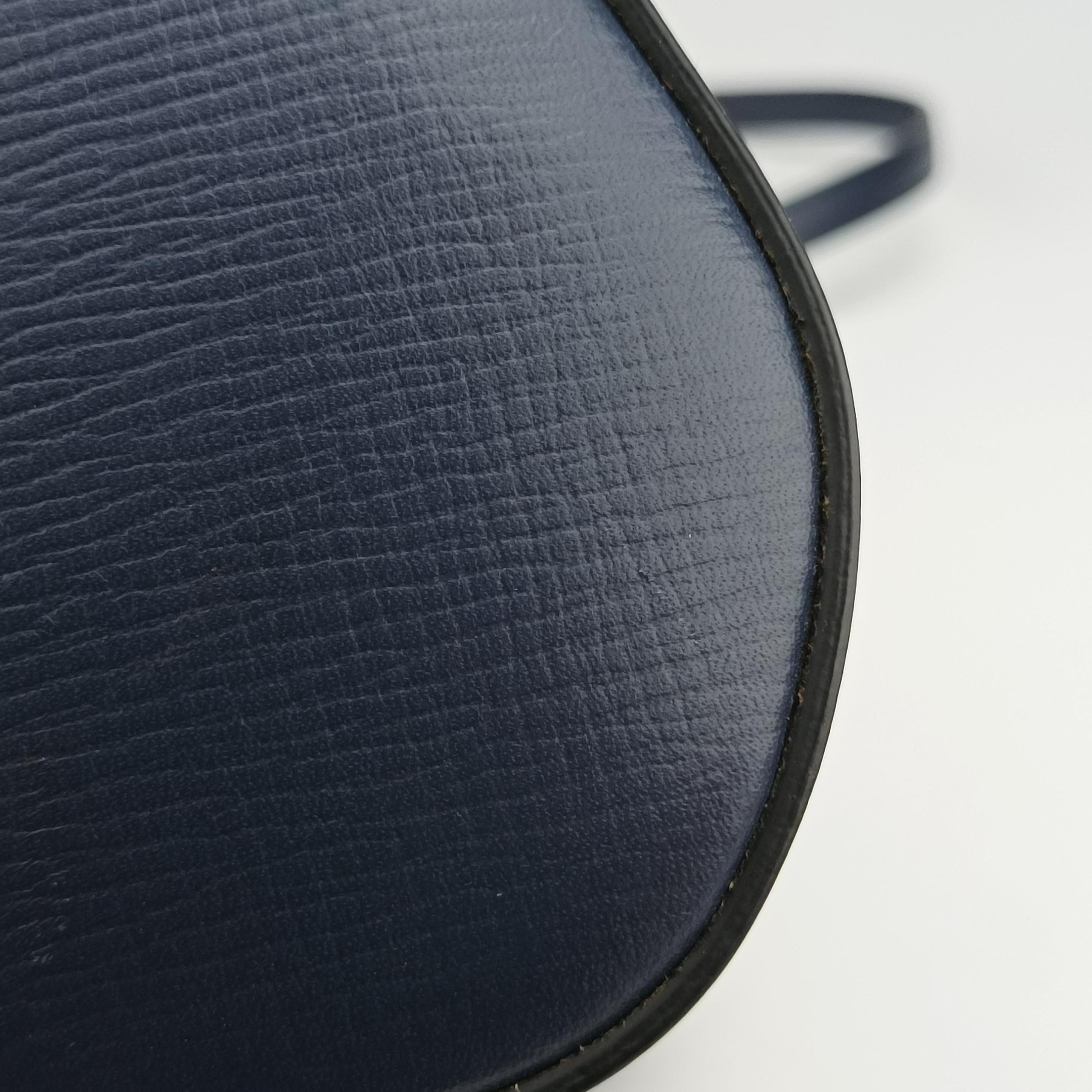 Pandora Navy Leather TE B 0137パンドラ ネイビー レザー TE B 0137