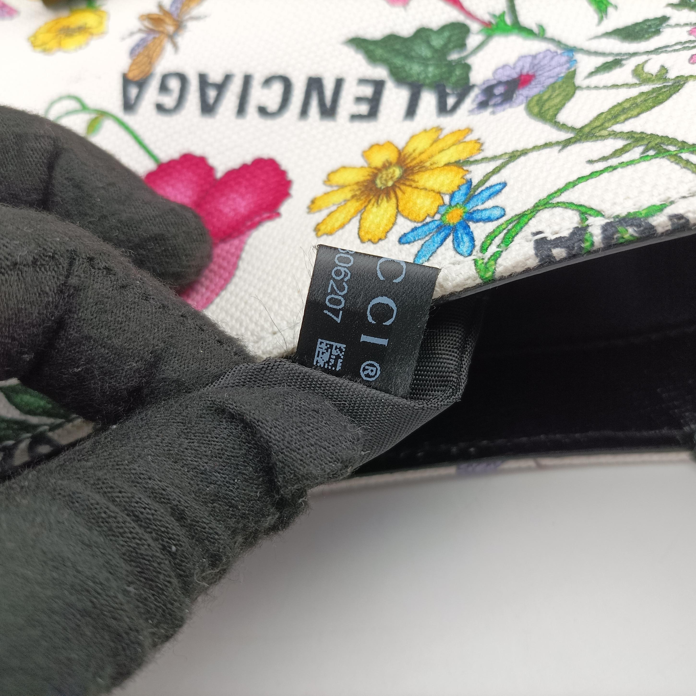 Balenciaga collaboration The Hacker Project Jackie 1961 White×Black×Multicolour canvas×leather 636706 F036306207バレンシアガ コラボ ザ ハッカー プロジェクト ジャッキー 1961 ホワイト×ブラック×マルチカラー キャンバス×レザー 636706 F036306207