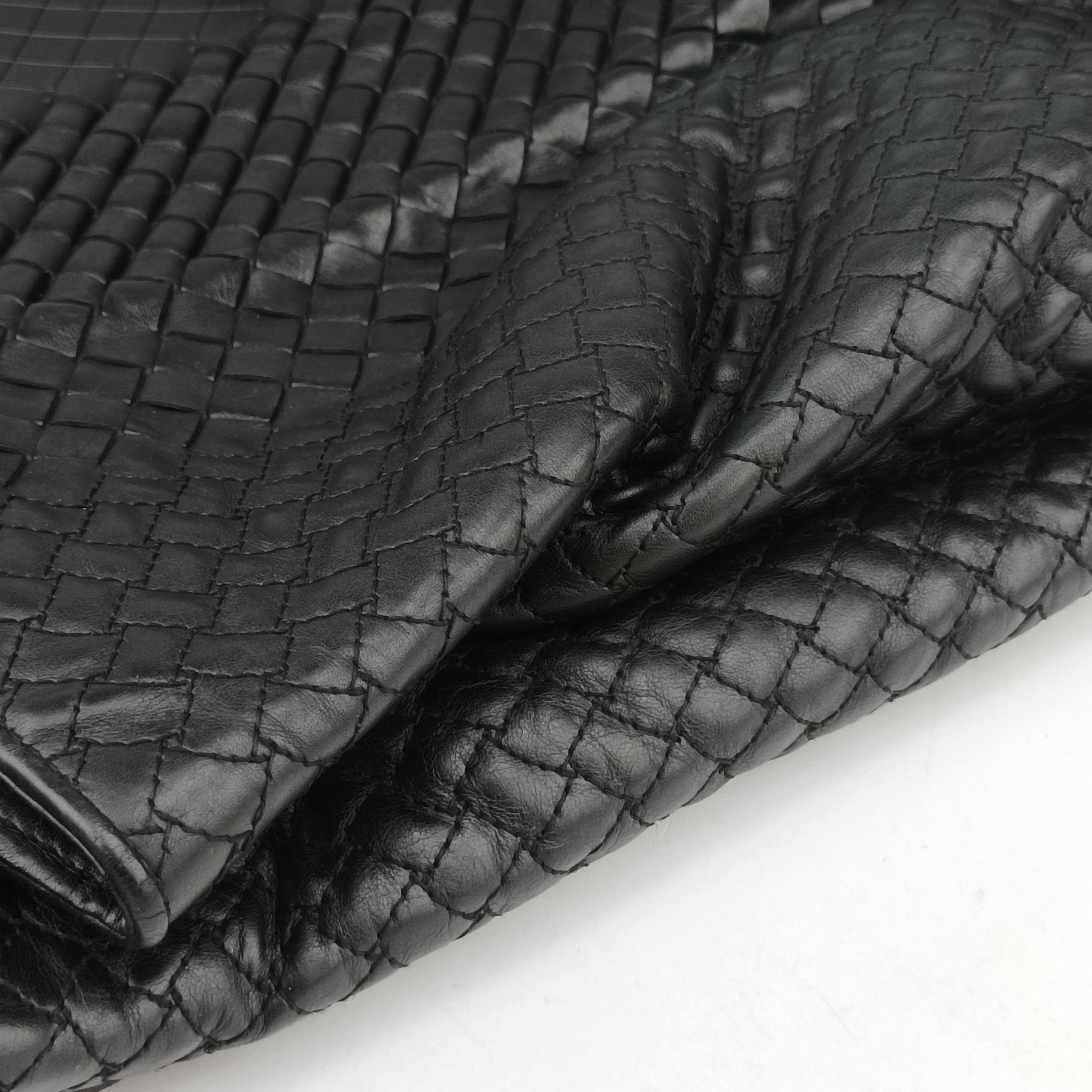 Intrecciato Black lambskin B03482603Cイントレチャート ブラック ラムスキン B03482603C