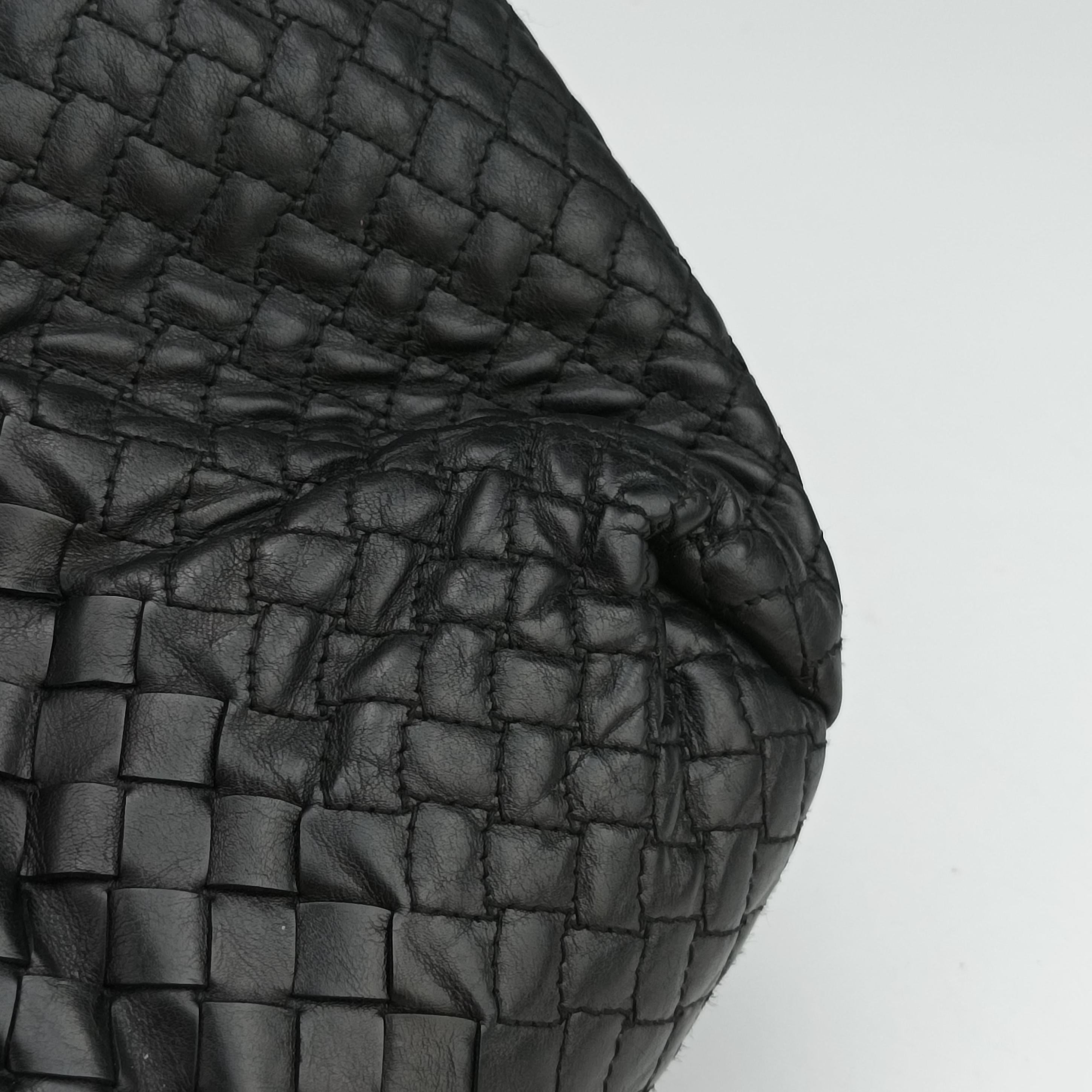 Intrecciato Black lambskin B03482603Cイントレチャート ブラック ラムスキン B03482603C