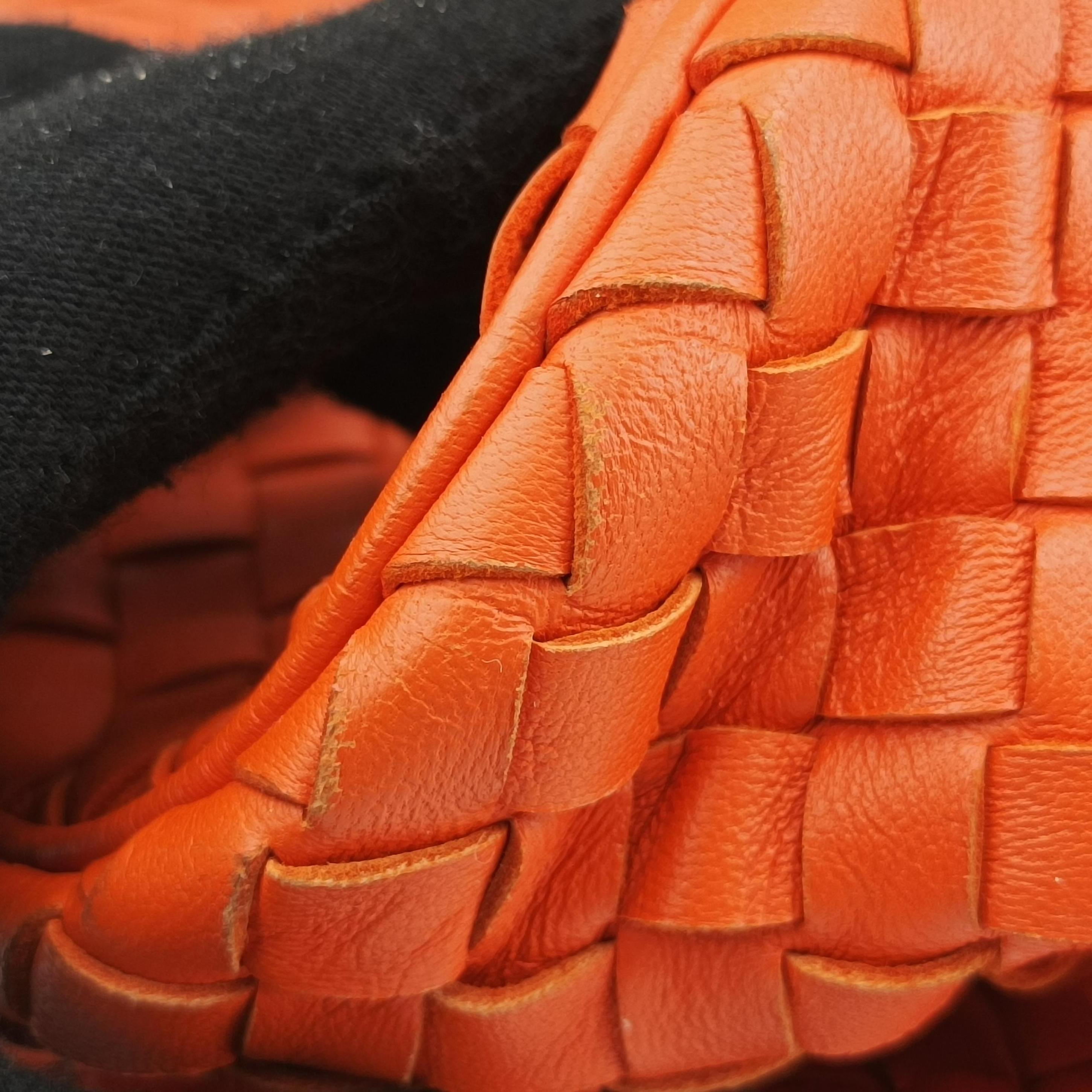 Intrecciato Orange lambskin B03143333Lイントレチャート オレンジ ラムスキン B03143333L