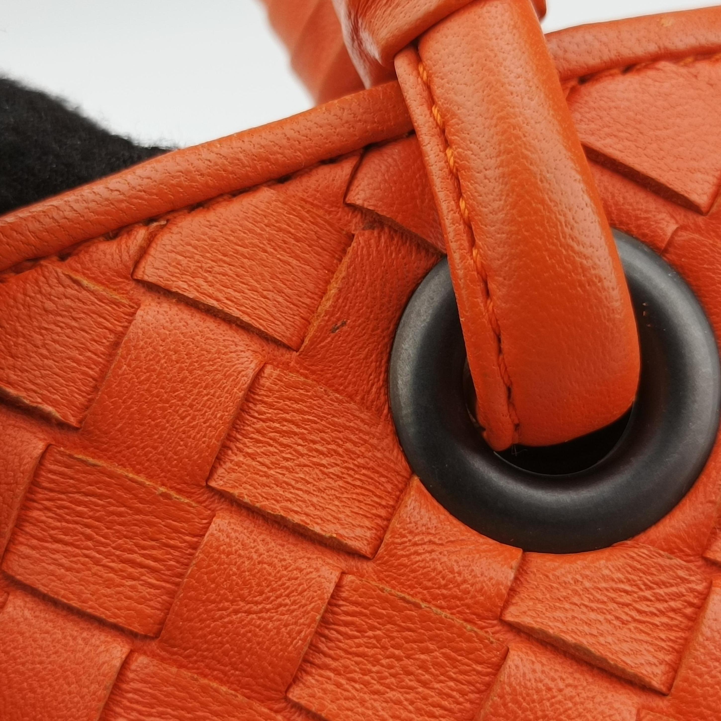Intrecciato Orange lambskin B03143333Lイントレチャート オレンジ ラムスキン B03143333L