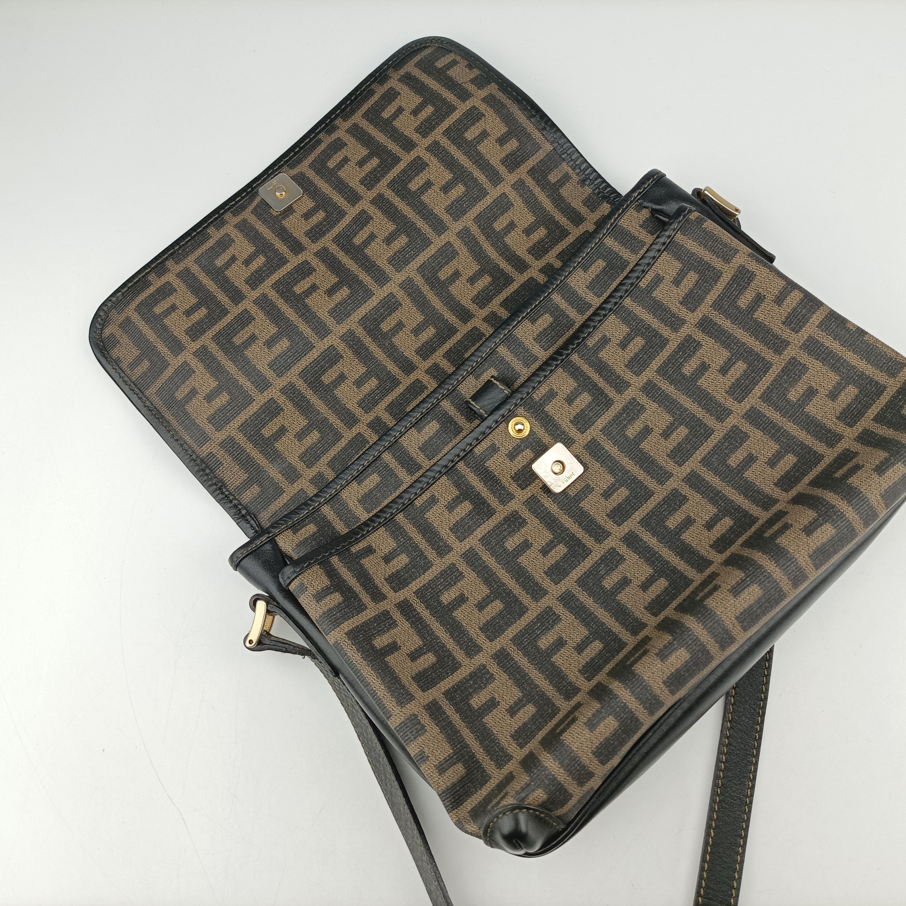 Zucca Brown PVC coated canvas A 00116ズッカ ブラウン PVCコーティングキャンバス A 00116