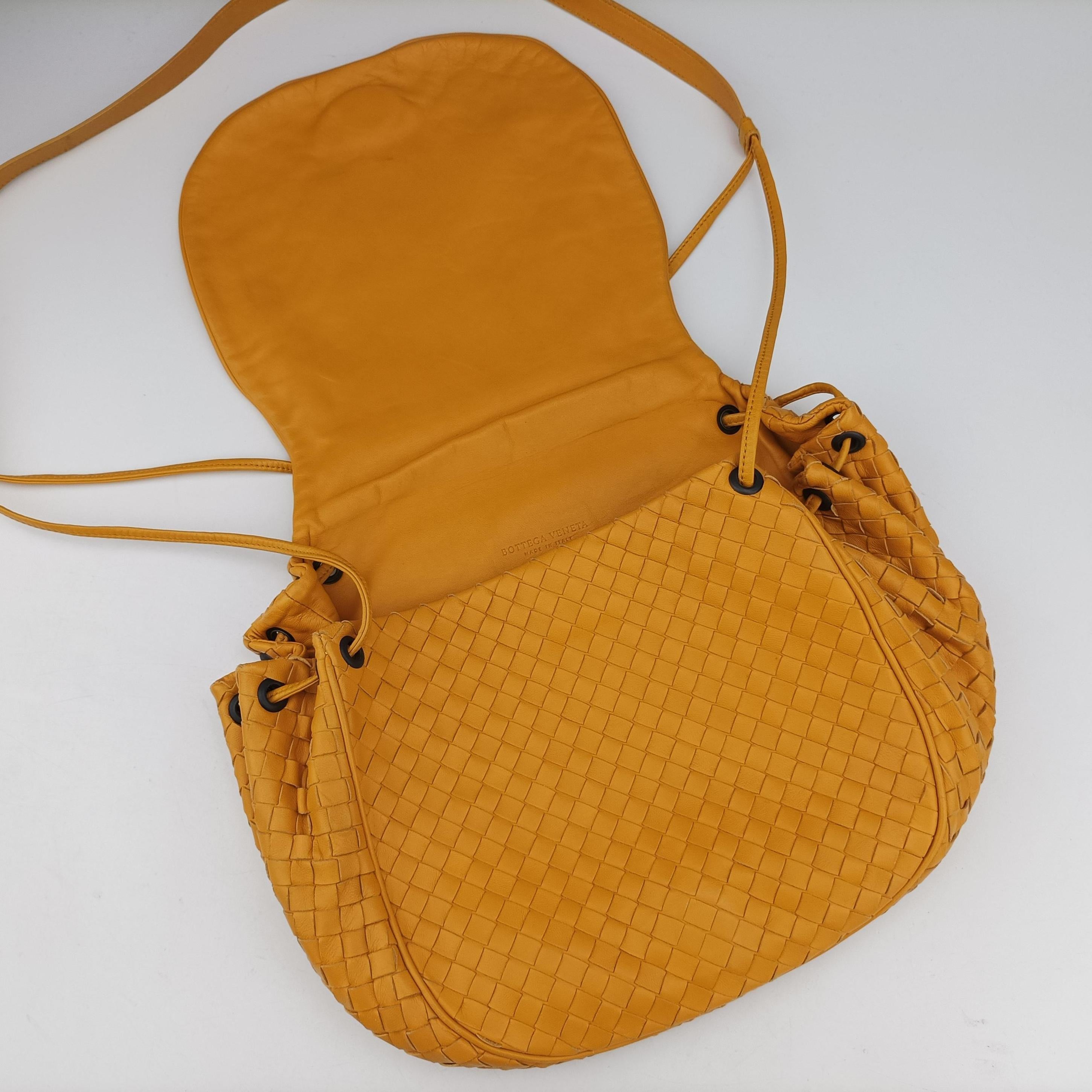 Intrecciato Orange lambskin B01922053Dイントレチャート オレンジ ラムスキン B01922053D