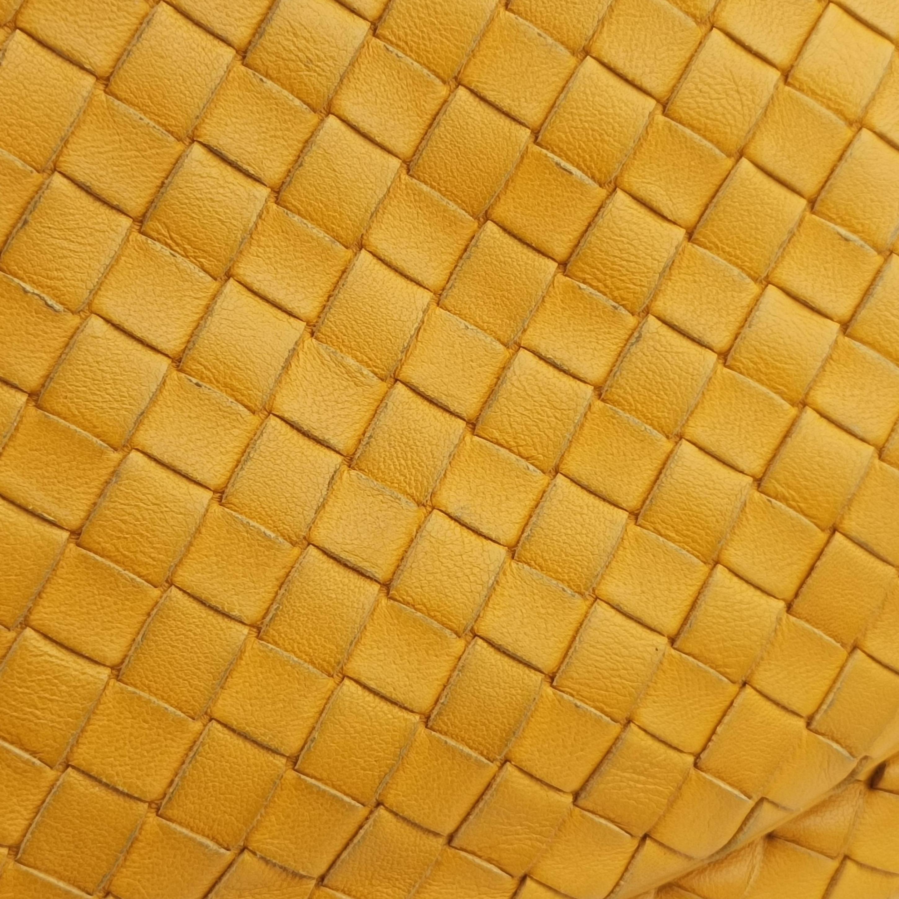 Intrecciato Orange lambskin B01922053Dイントレチャート オレンジ ラムスキン B01922053D