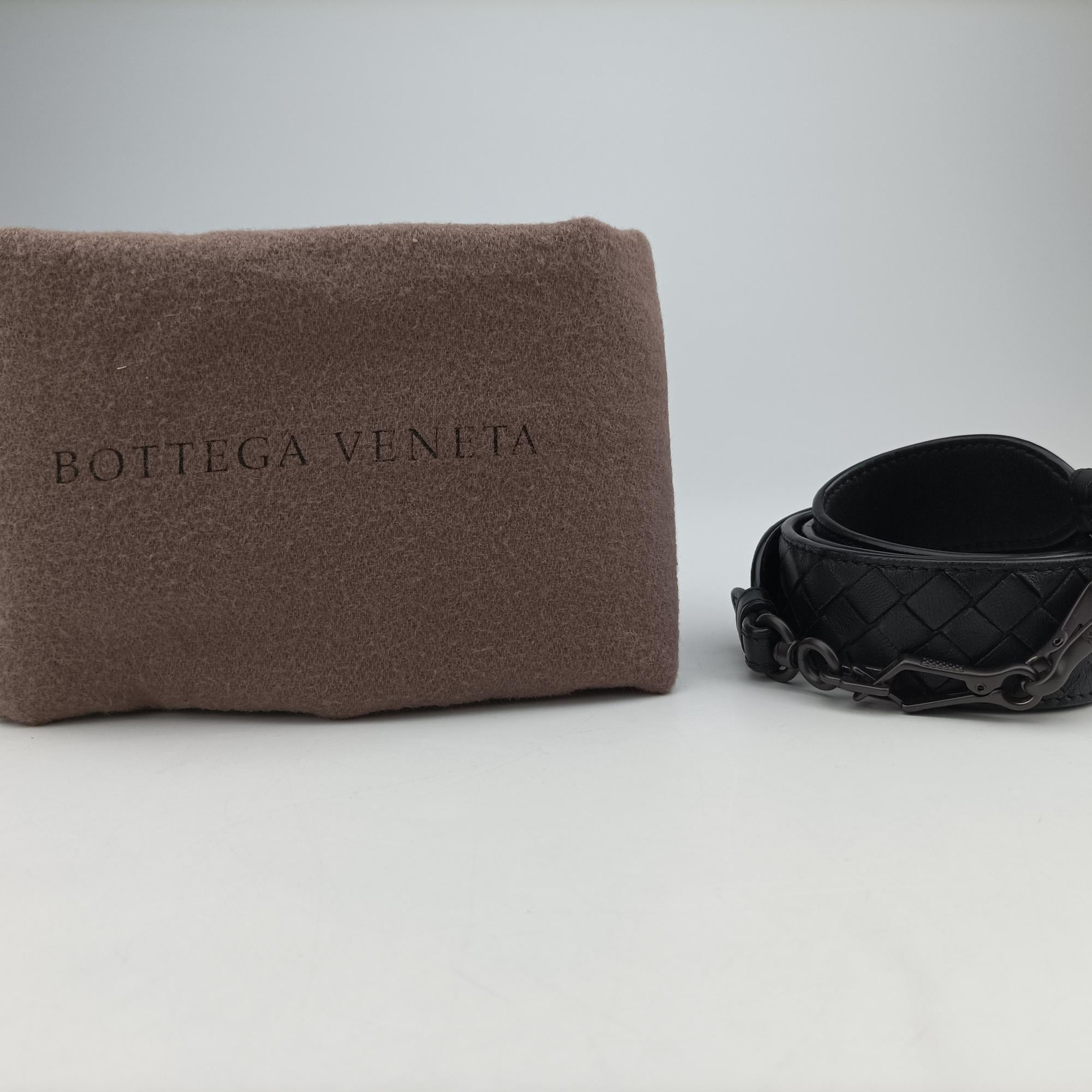 Intrecciato Ellitica Black lambskin B07742078Kイントレチャート エリティカ ブラック ラムスキン B07742078K