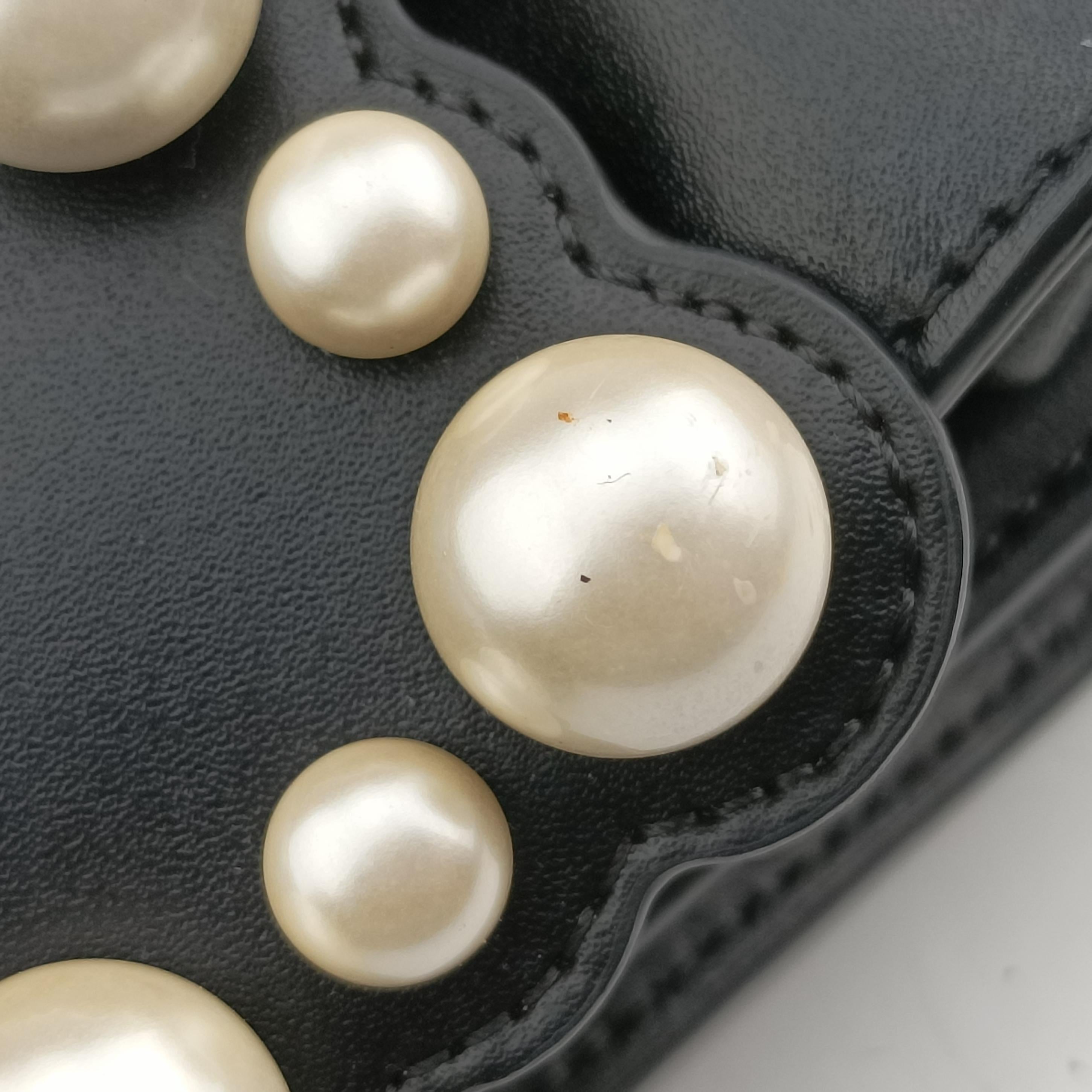 studded Kan I Black Leather 8M0381 8M0381 A0ZR 188-8241スタッズ キャナイ ブラック レザー 8M0381 8M0381 A0ZR 188-8241