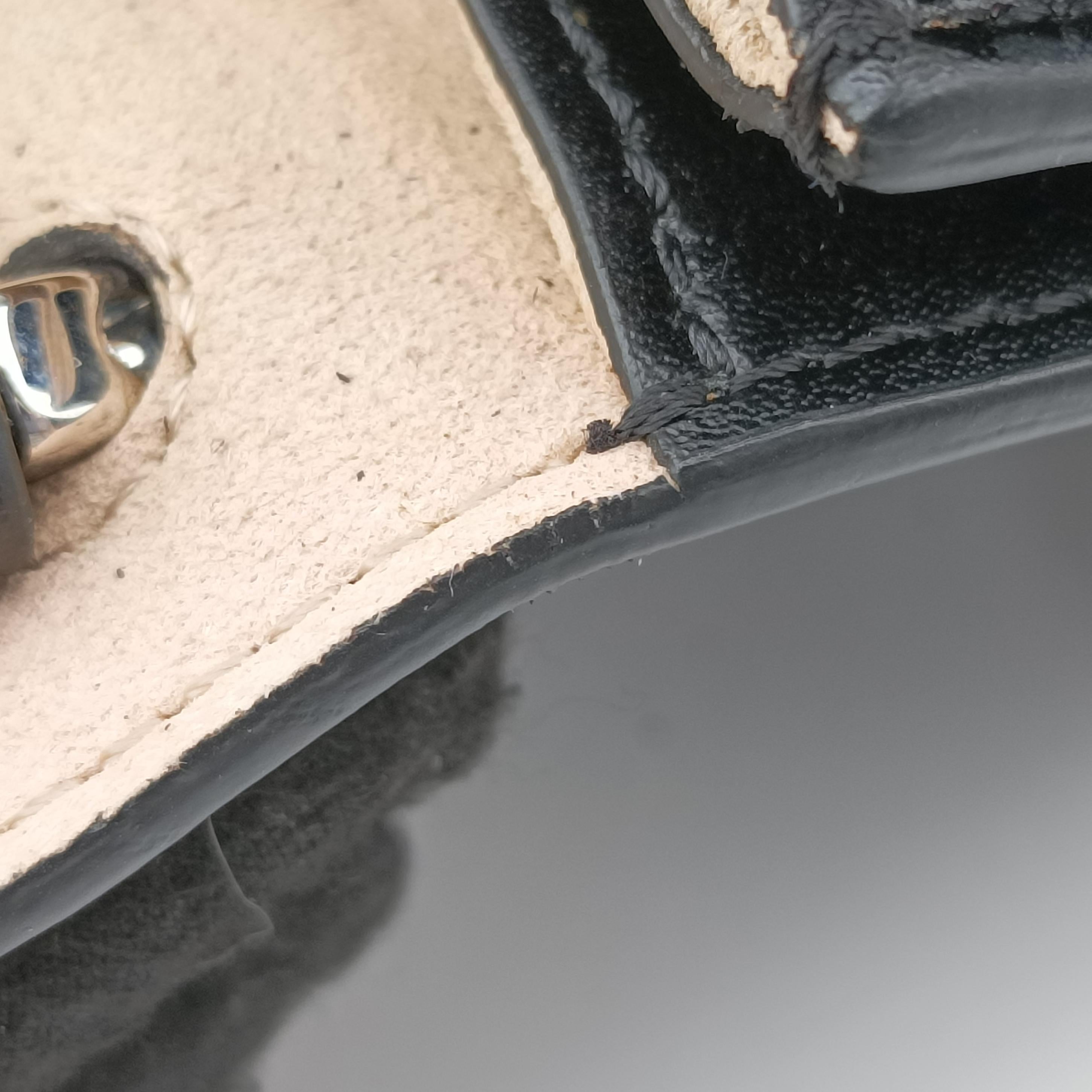 studded Kan I Black Leather 8M0381 8M0381 A0ZR 188-8241スタッズ キャナイ ブラック レザー 8M0381 8M0381 A0ZR 188-8241