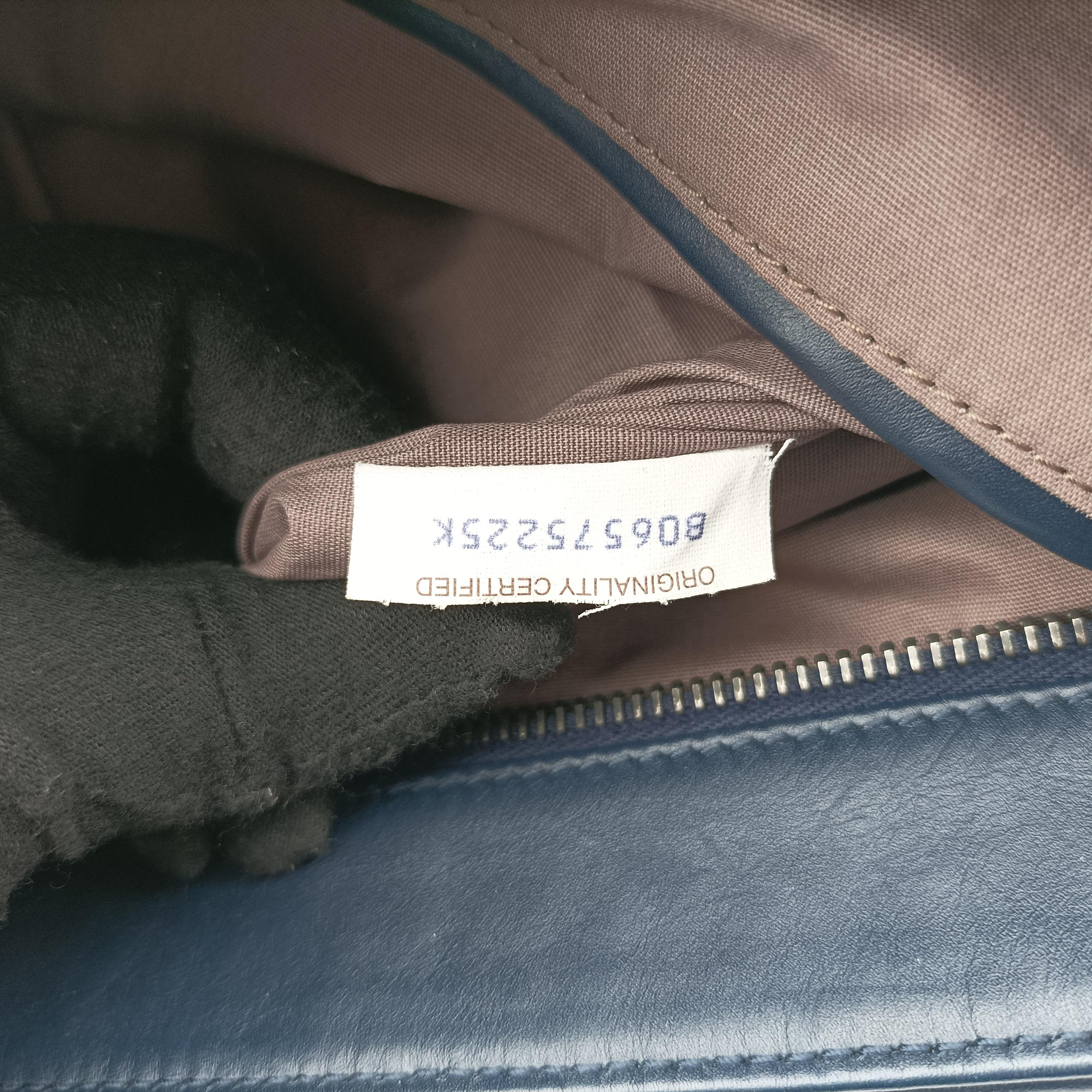 Intrecciato Navy lambskin B06575225Kイントレチャート ネイビー ラムスキン B06575225K