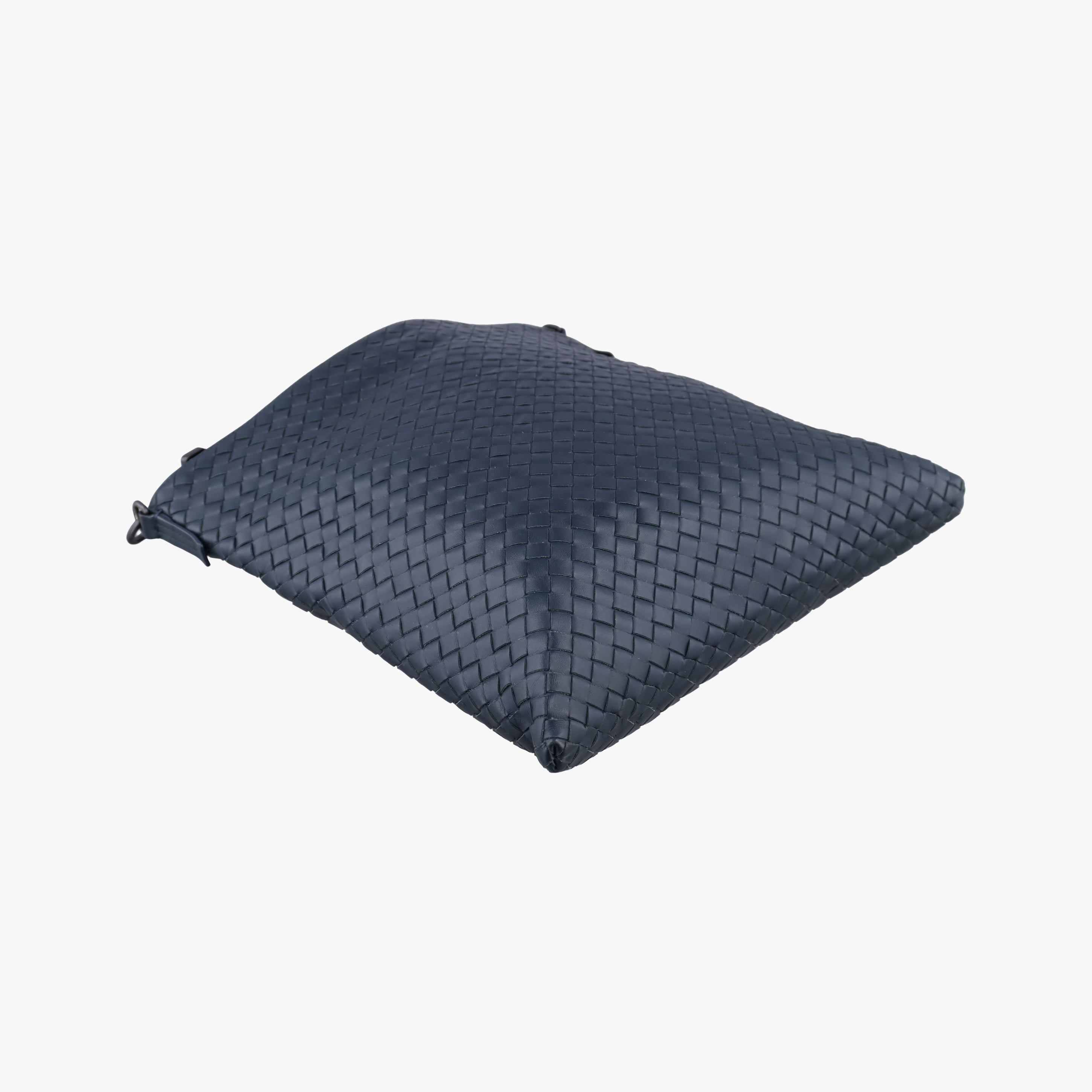 Intrecciato Navy lambskin B06575225Kイントレチャート ネイビー ラムスキン B06575225K