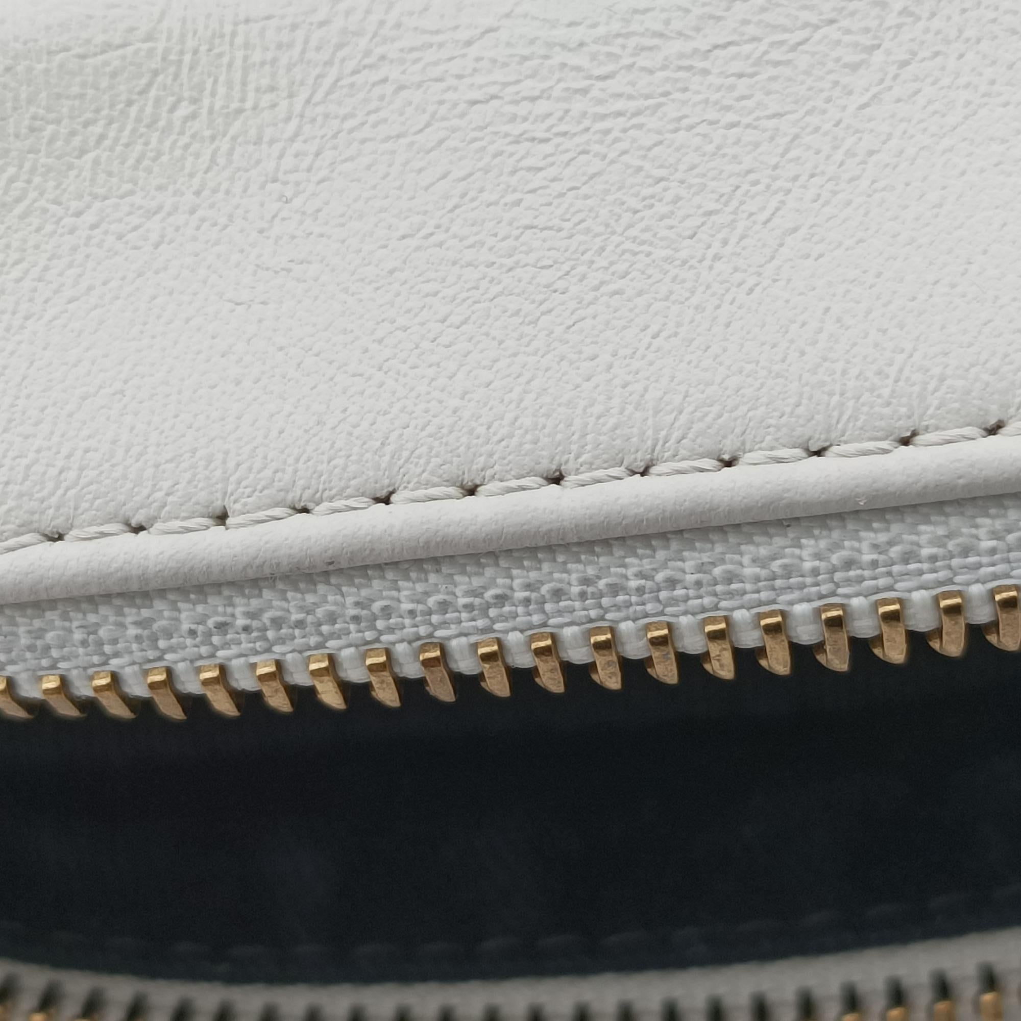 medusa White leather CLG 683840927379メデゥーサ ホワイト レザー CLG 683840927379