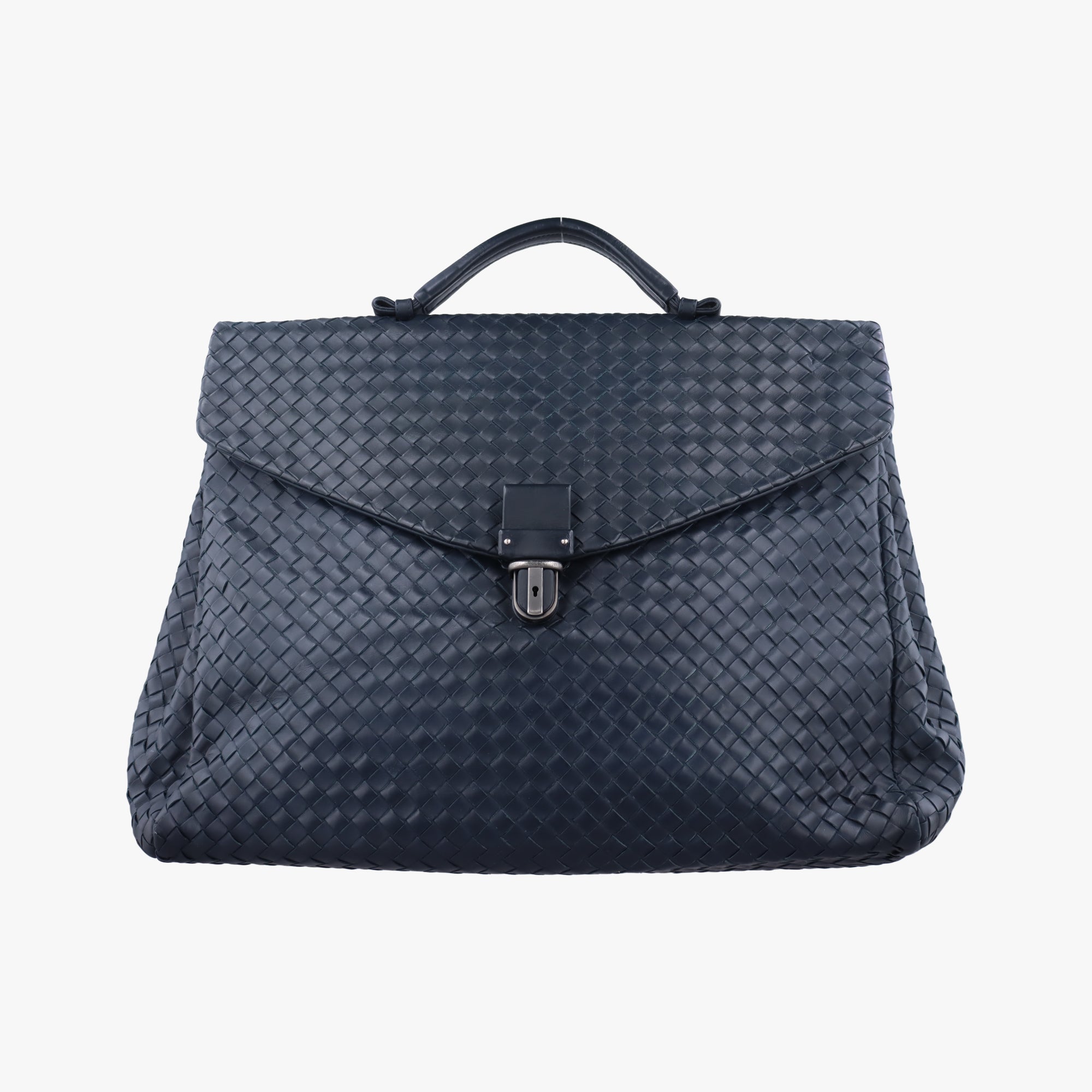 Intrecciato Navy lambskin B01351879Mイントレチャート ネイビー ラムスキン B01351879M