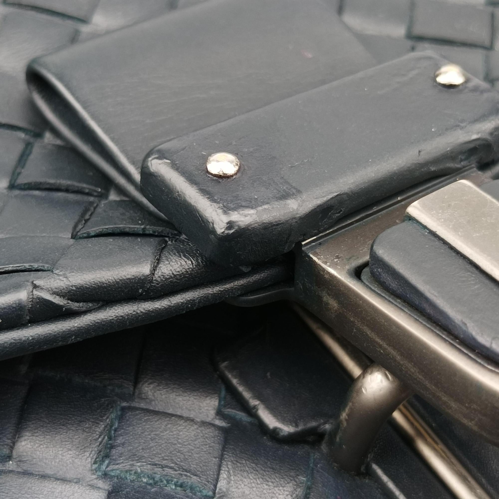 Intrecciato Navy lambskin B01351879Mイントレチャート ネイビー ラムスキン B01351879M