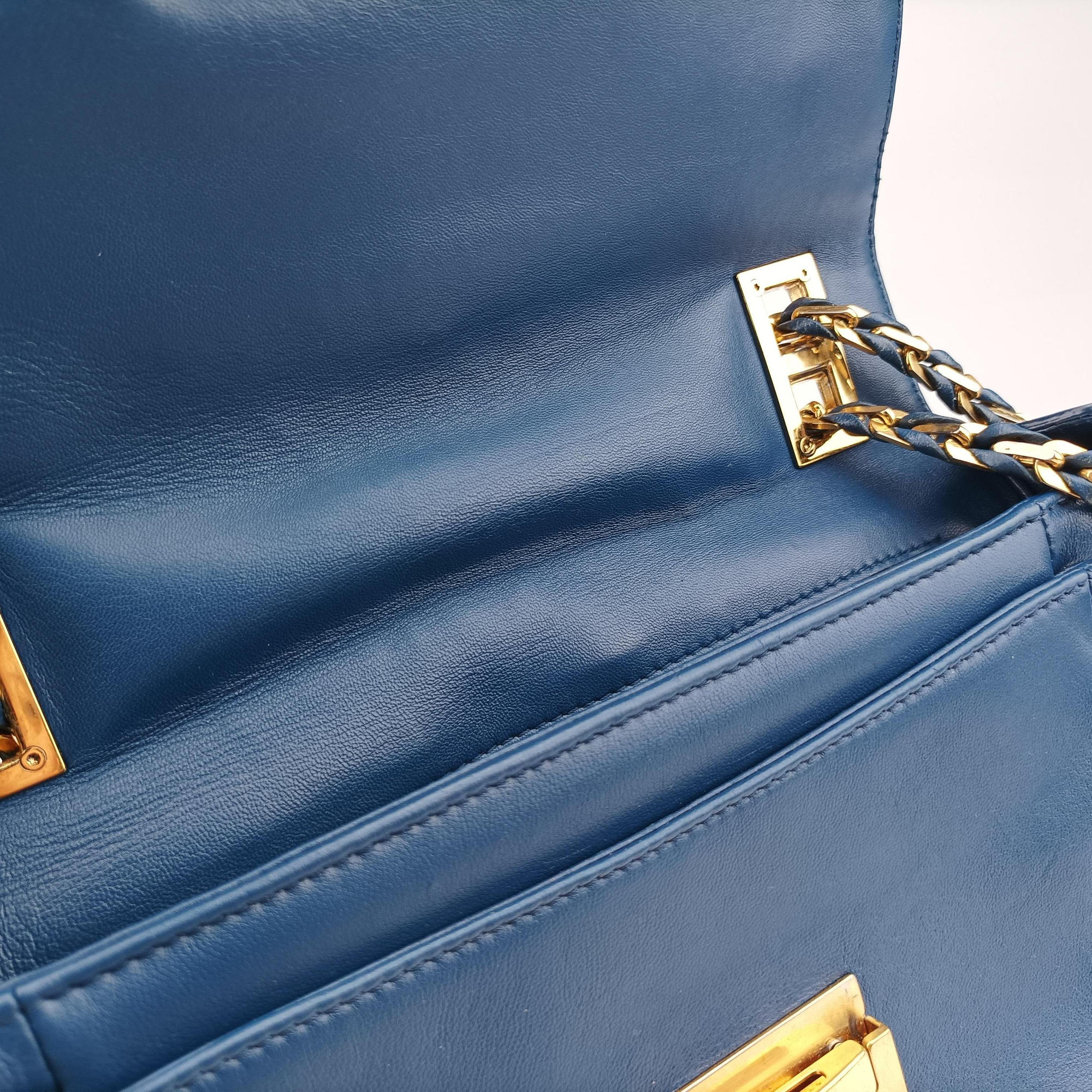 Be Baguette Blue lambskin 8BR677 8BR677-P05-139-2566ビー バゲット ブルー ラムスキン 8BR677 8BR677-P05-139-2566