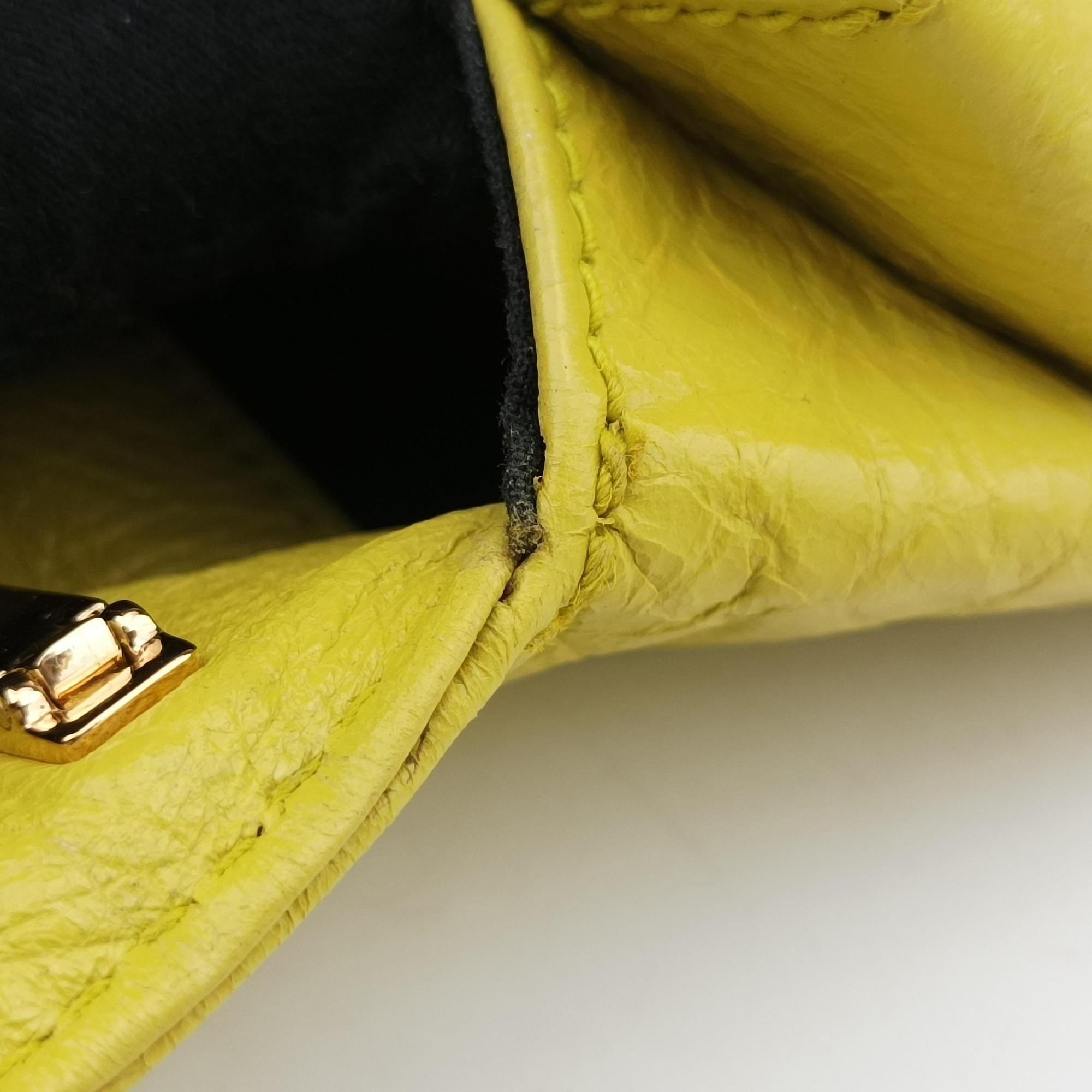 Envelop Yellow lambskin 327079.7330.H.538735エンベロップ イエロー ラムスキン 327079.7330.H.538735