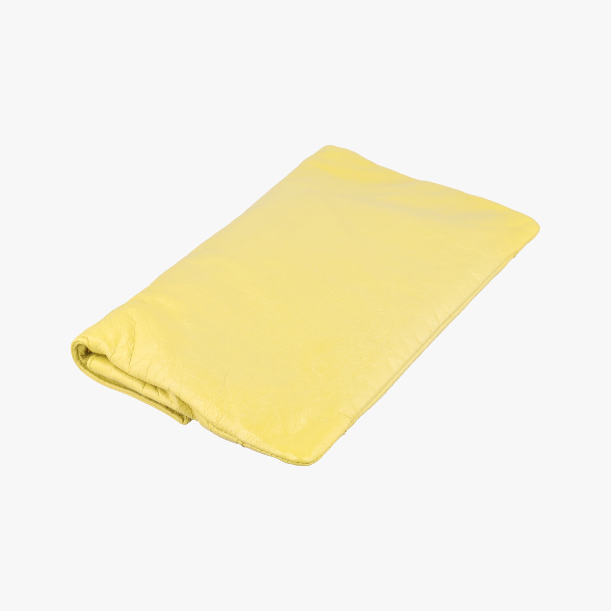 Envelop Yellow lambskin 327079.7330.H.538735エンベロップ イエロー ラムスキン 327079.7330.H.538735