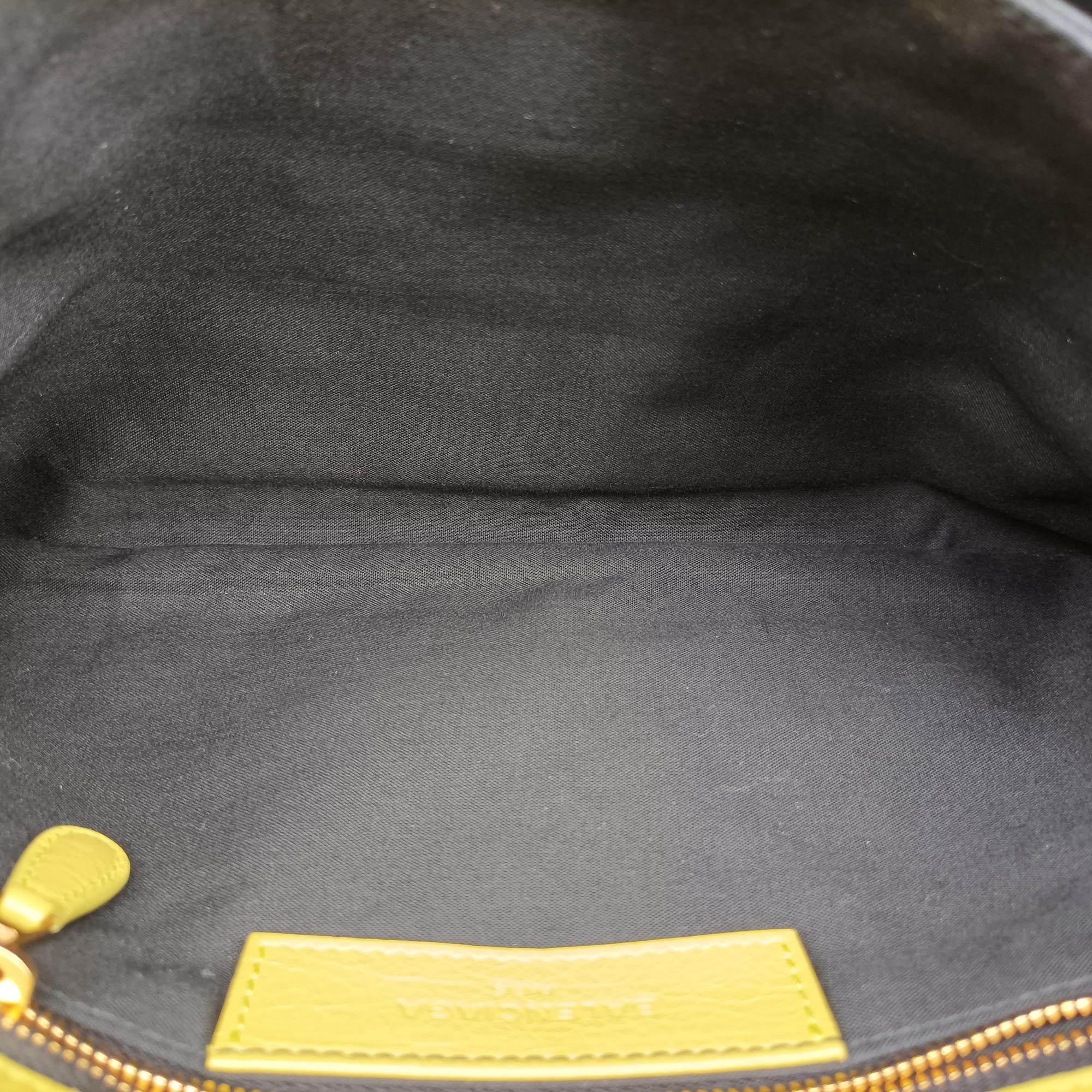 Envelop Yellow lambskin 327079.7330.H.538735エンベロップ イエロー ラムスキン 327079.7330.H.538735