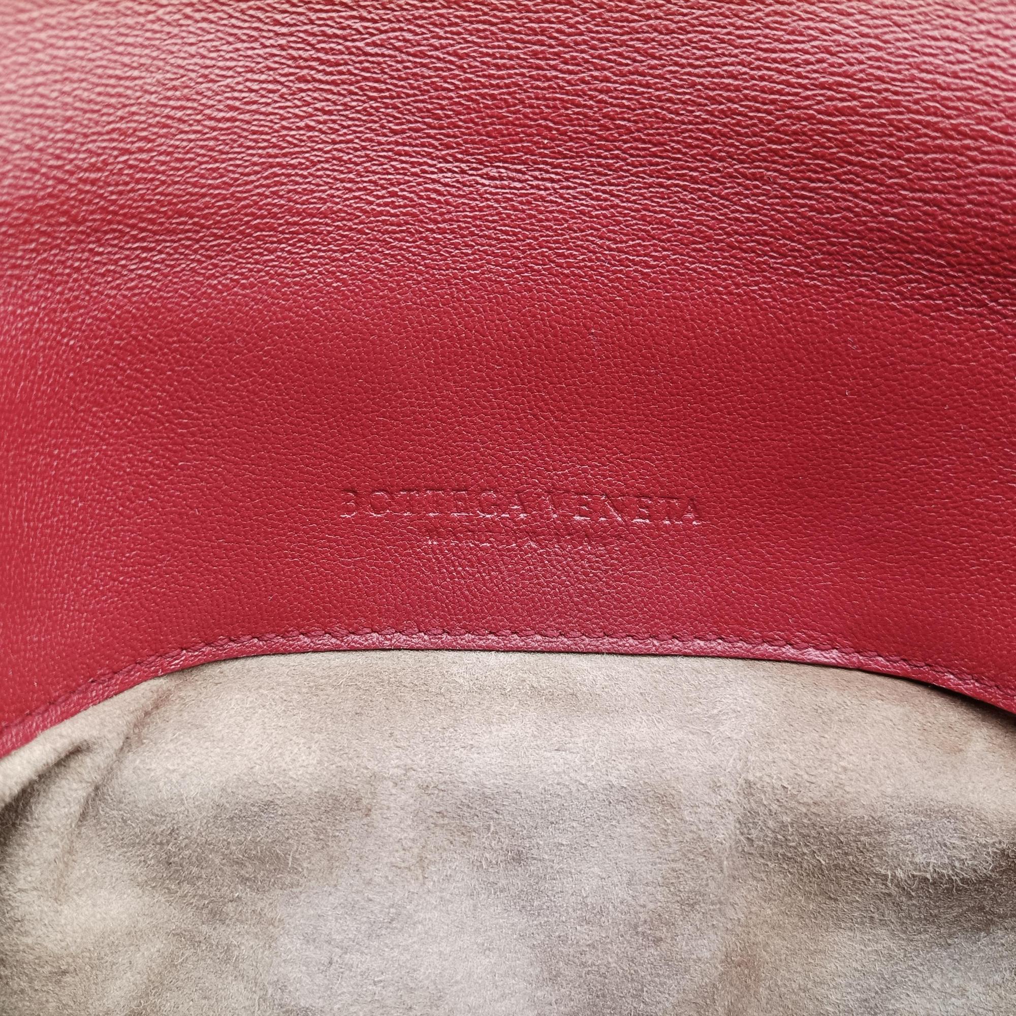 Luna Intrecciato Red lambskin B07655124Aルナ イントレチャート レッド ラムスキン B07655124A